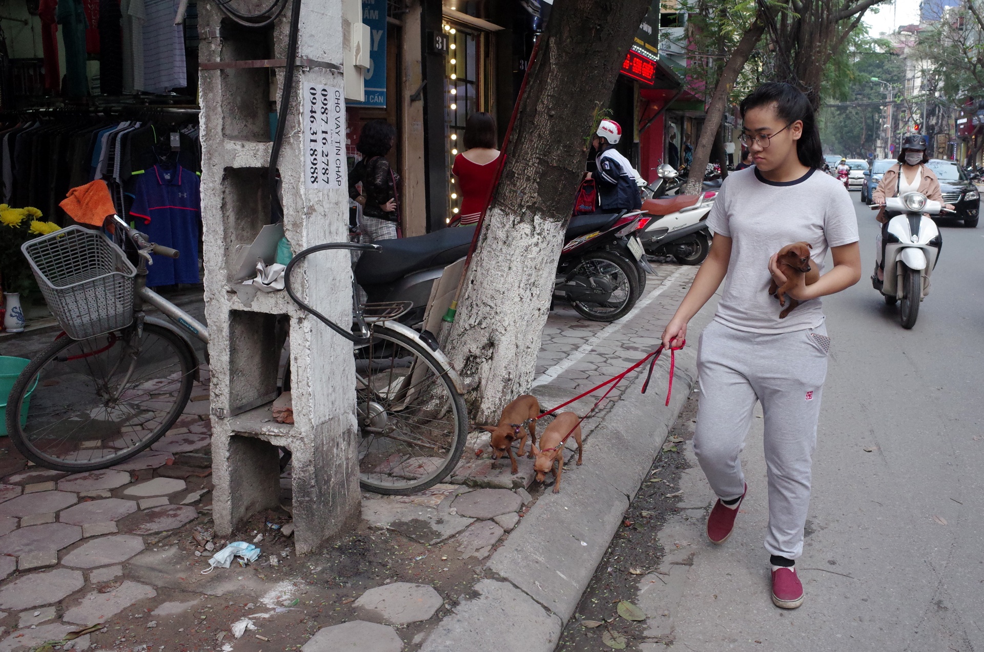 Vỉa hè không dành cho người đi bộ ảnh 11 Via he khong danh cho nguoi di bo anh 11