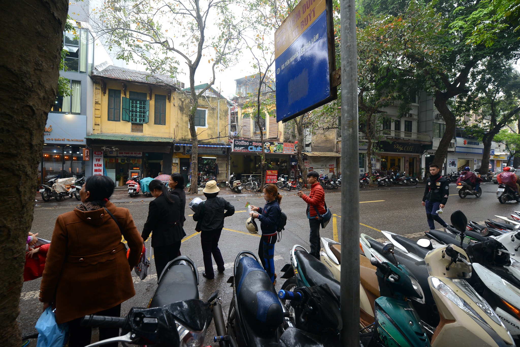 bai xe day khach xe buyt xuong duong anh 6