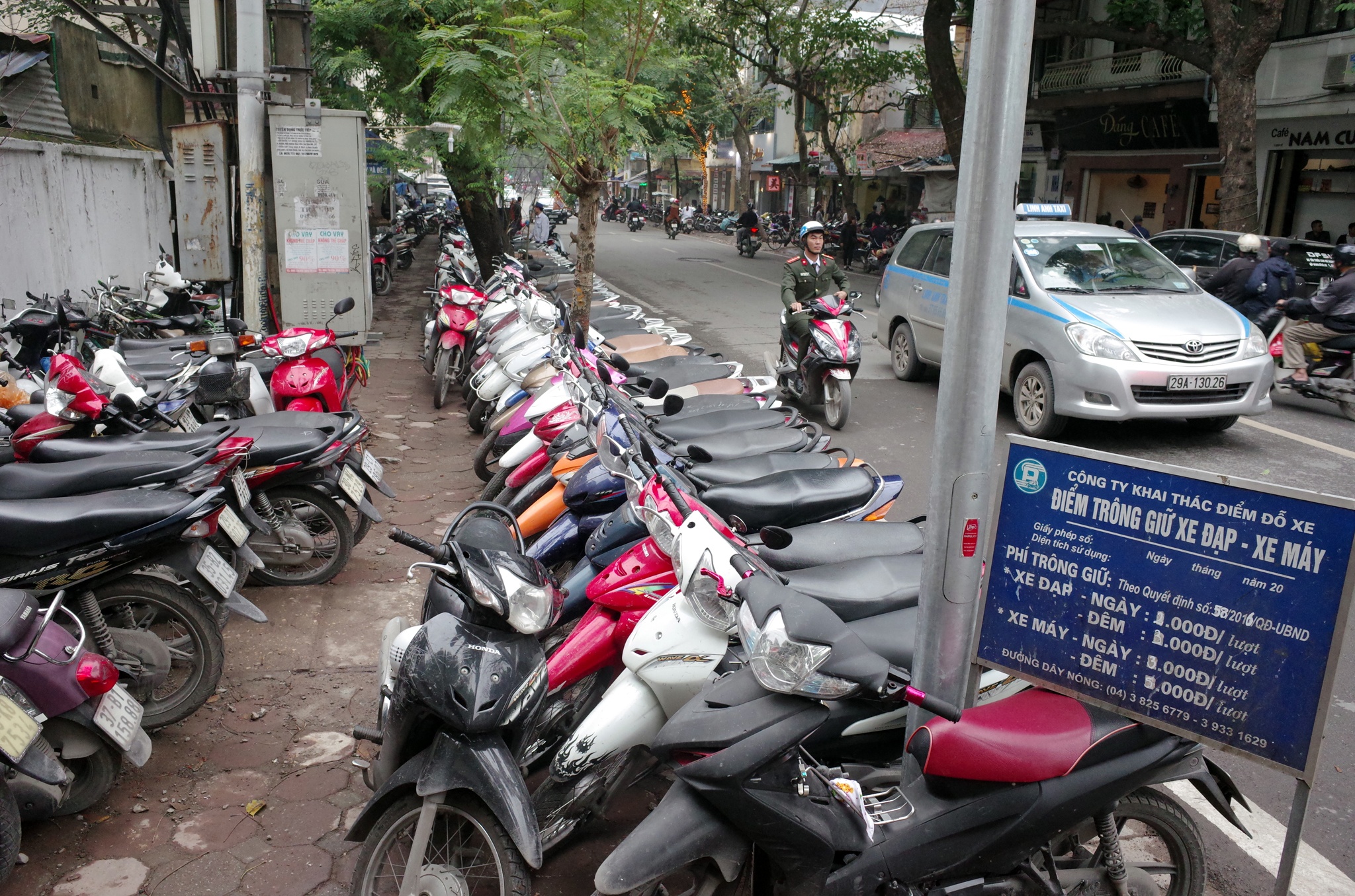 bai xe day khach xe buyt xuong duong anh 1