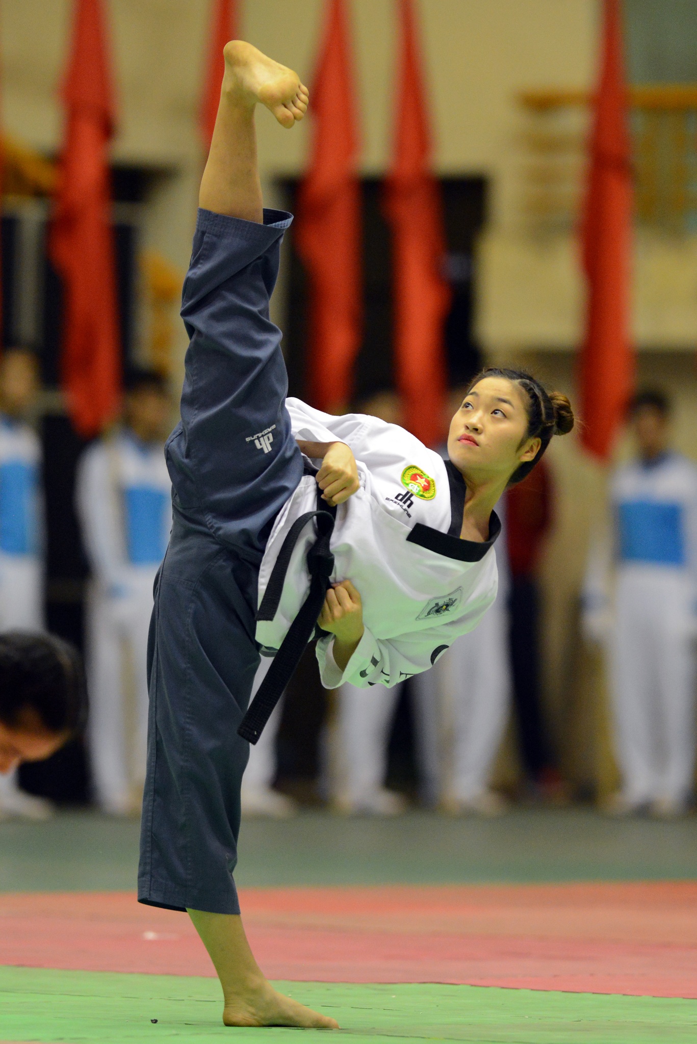 Nu canh sat xinh dep anh 5