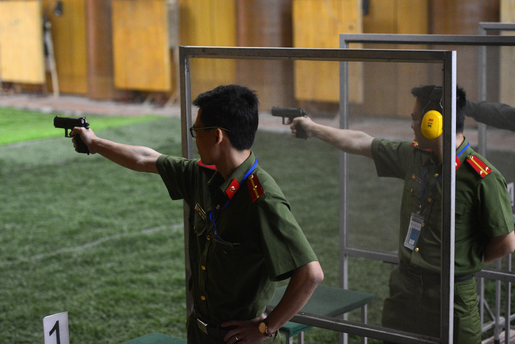 Nu canh sat xinh dep anh 19