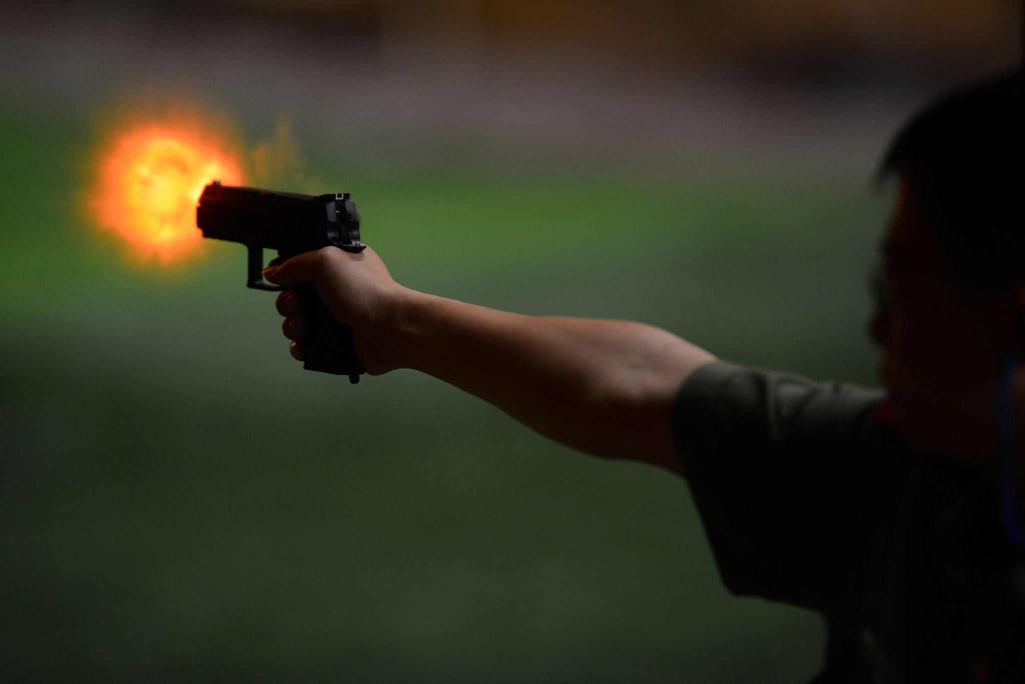 Nu canh sat xinh dep anh 20