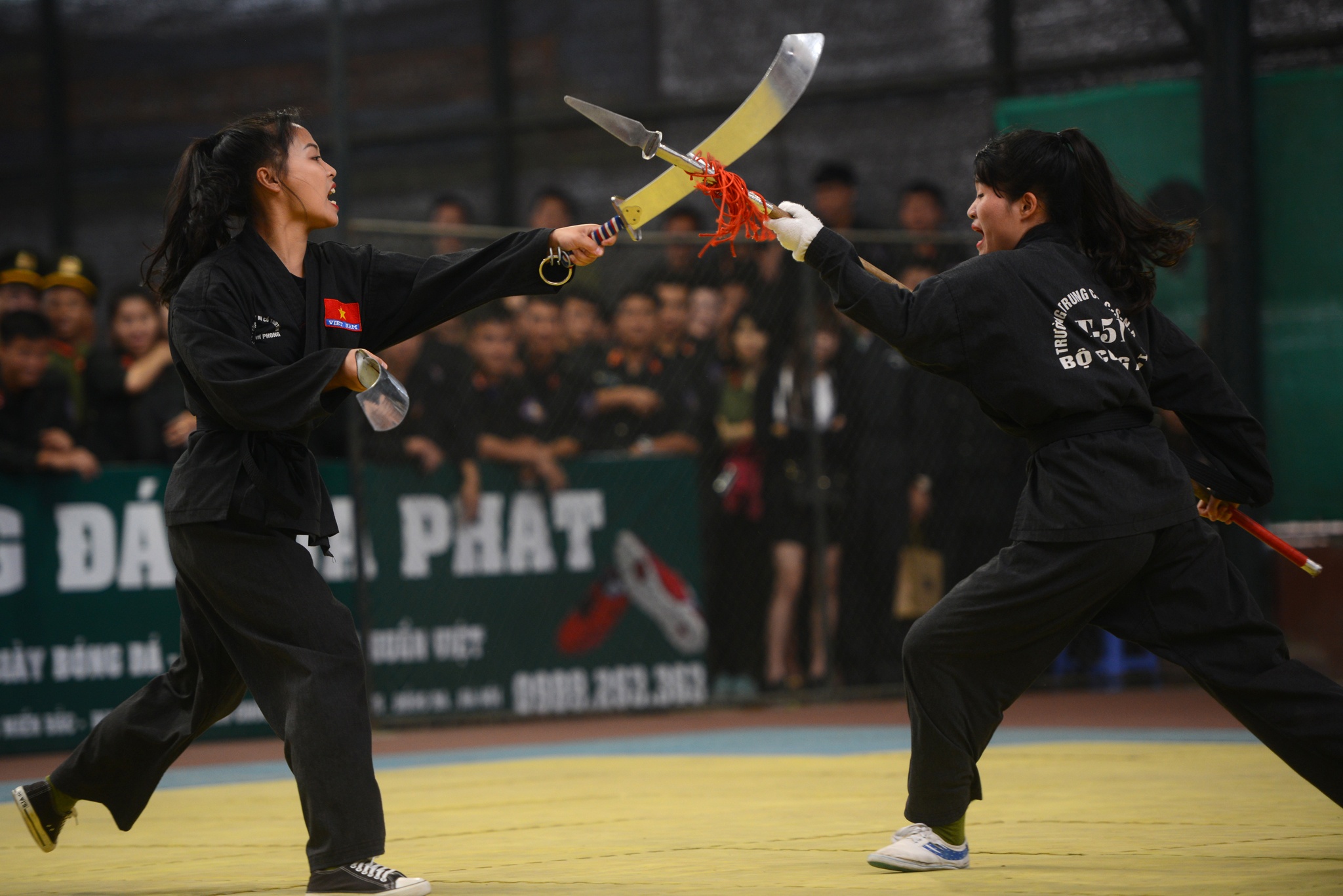 Nu canh sat xinh dep anh 10