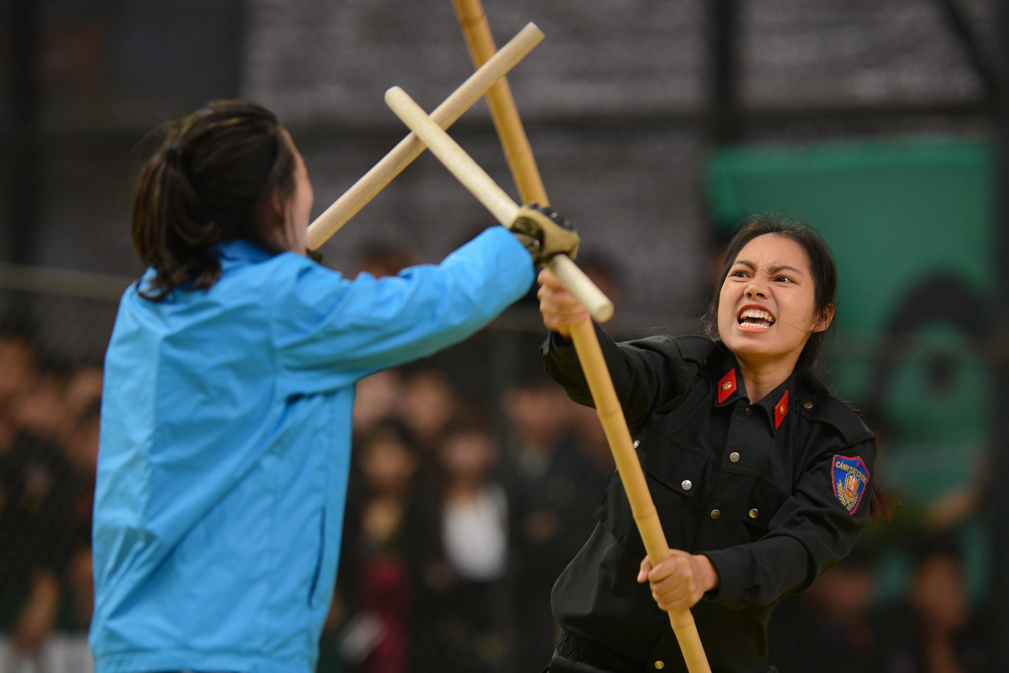 Nu canh sat xinh dep anh 13