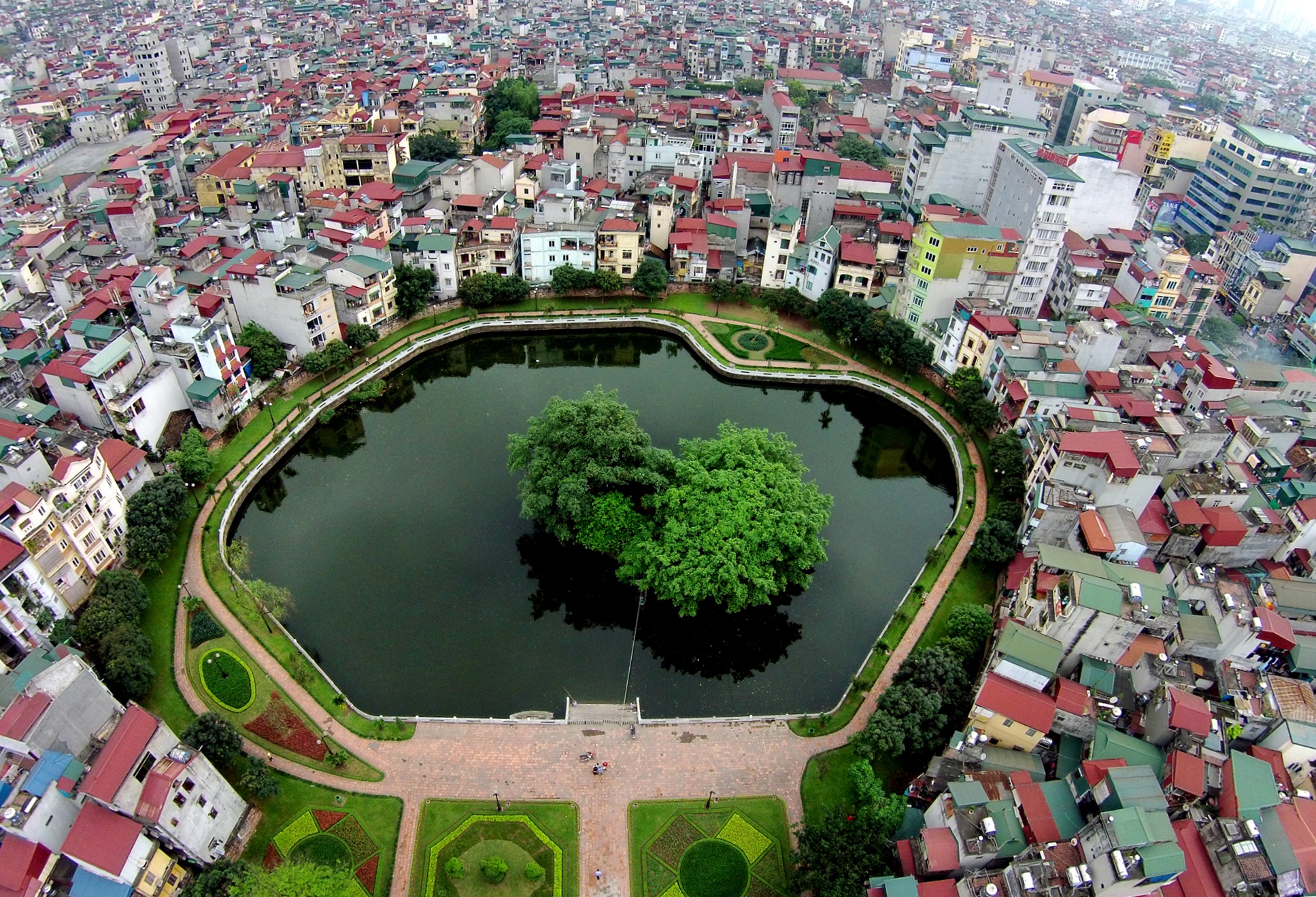20 ho nuoc tu nhien o Ha Noi anh 16