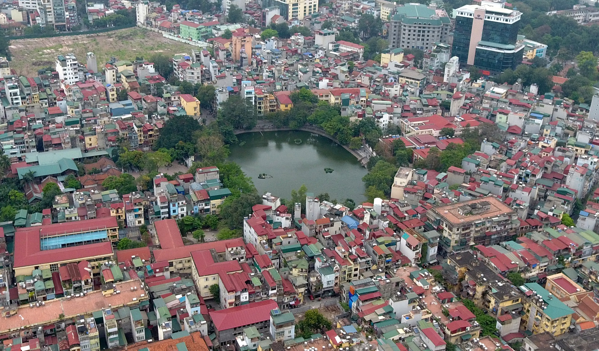 20 ho nuoc tu nhien o Ha Noi anh 20