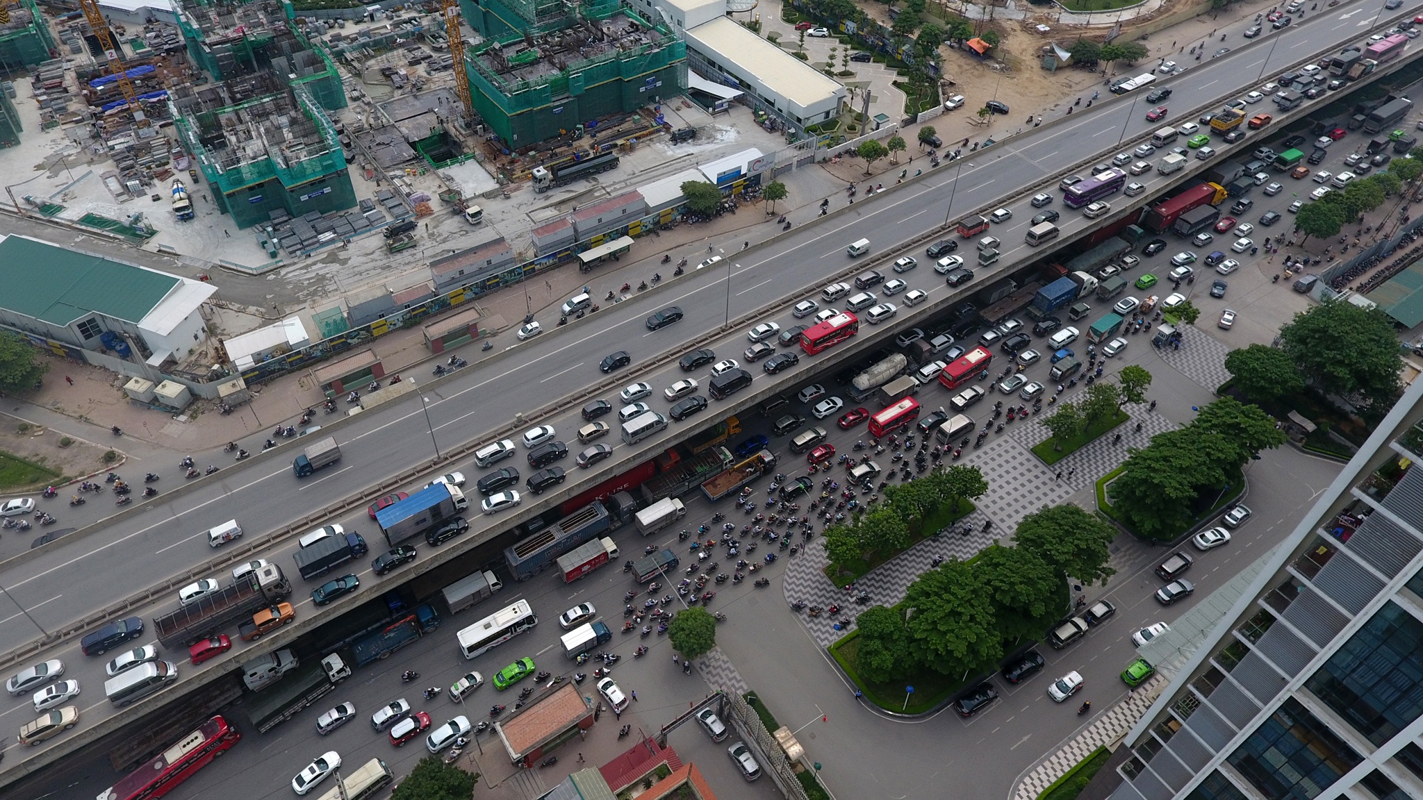 Ha Noi vang ve ngay 30/4 anh 4