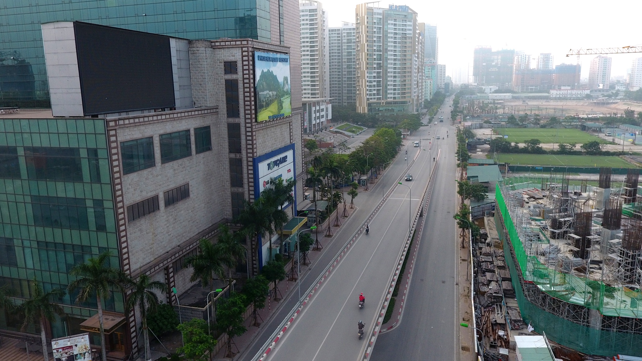 Ha Noi vang ve ngay 30/4 anh 11