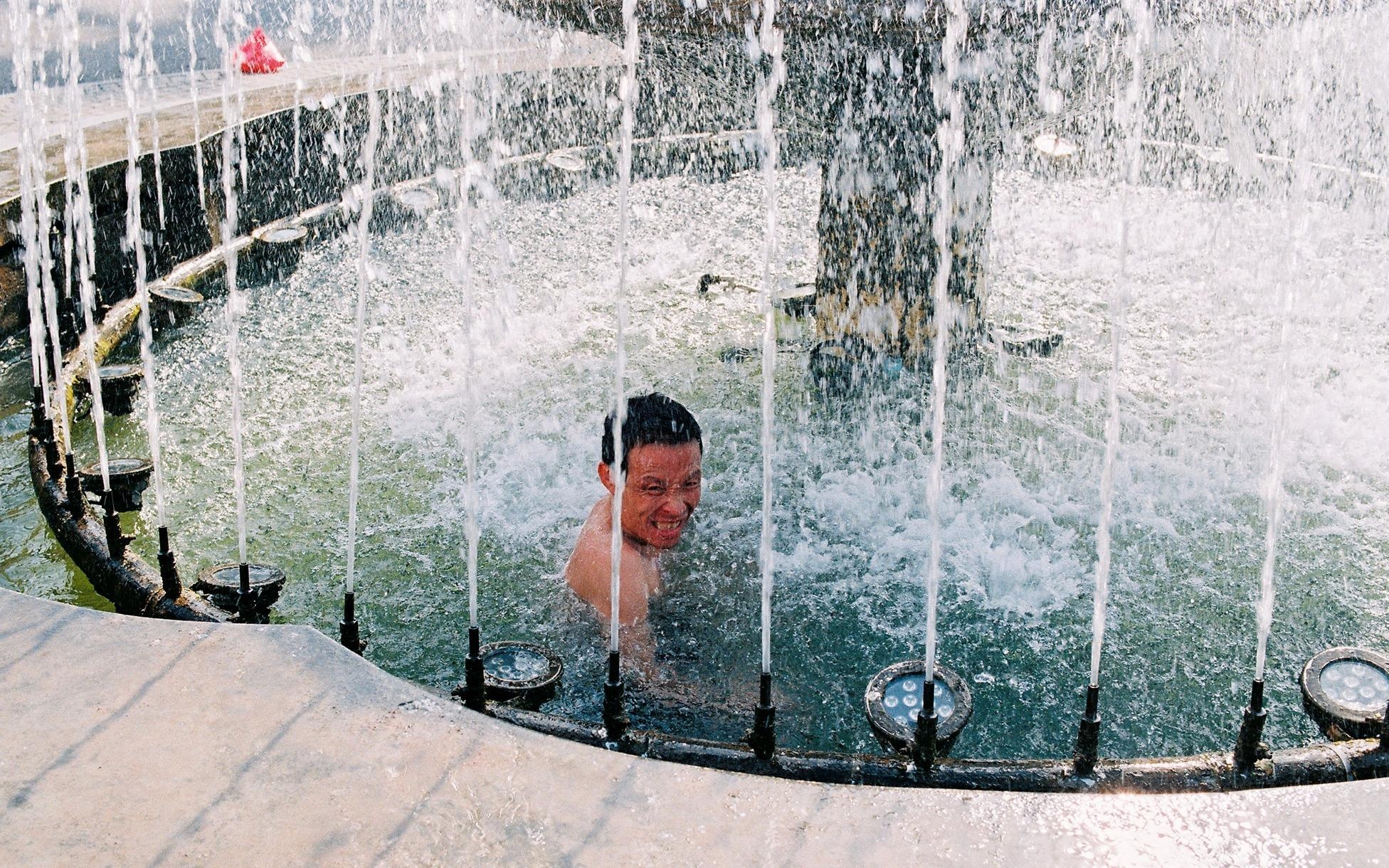 Hinh anh nang nong chua tung thay hon 40 nam qua o Ha Noi hinh anh