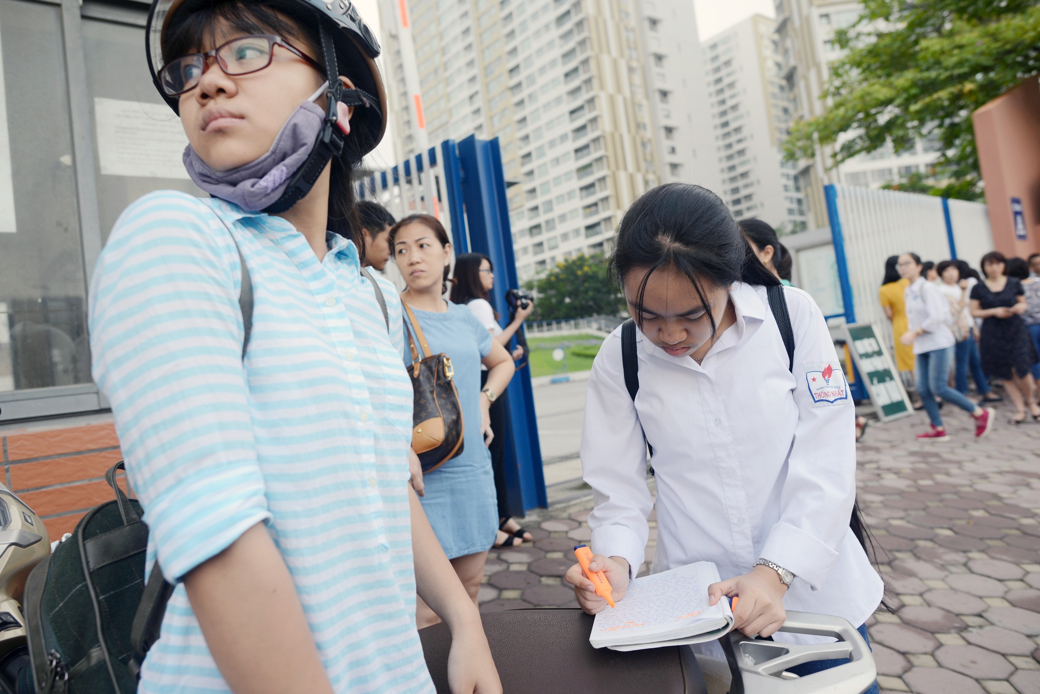 tuyen sinh vao lop 10 anh 8