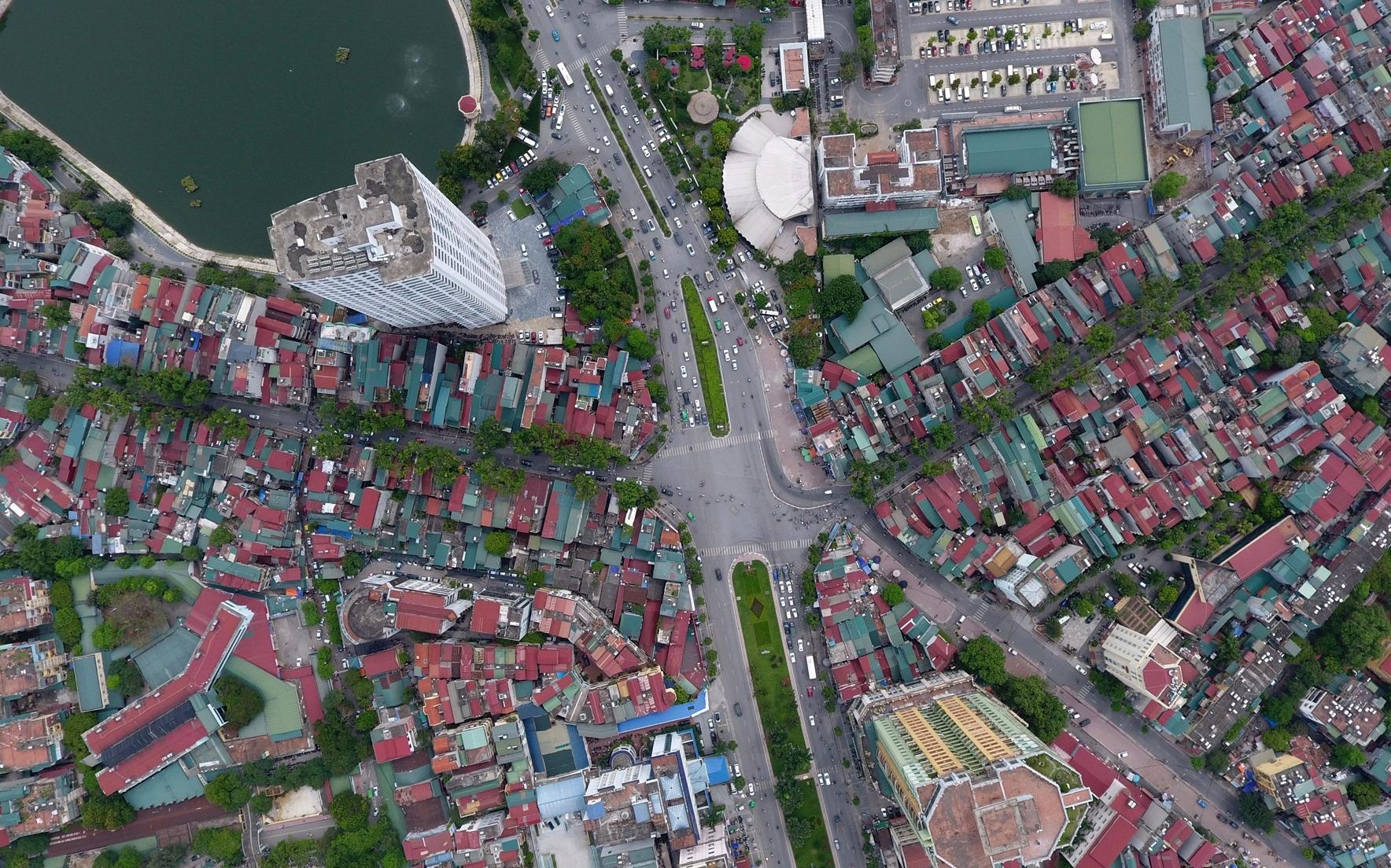 Toan canh tuyen duong sap mo rong gia 3,5 ty dong moi met hinh anh