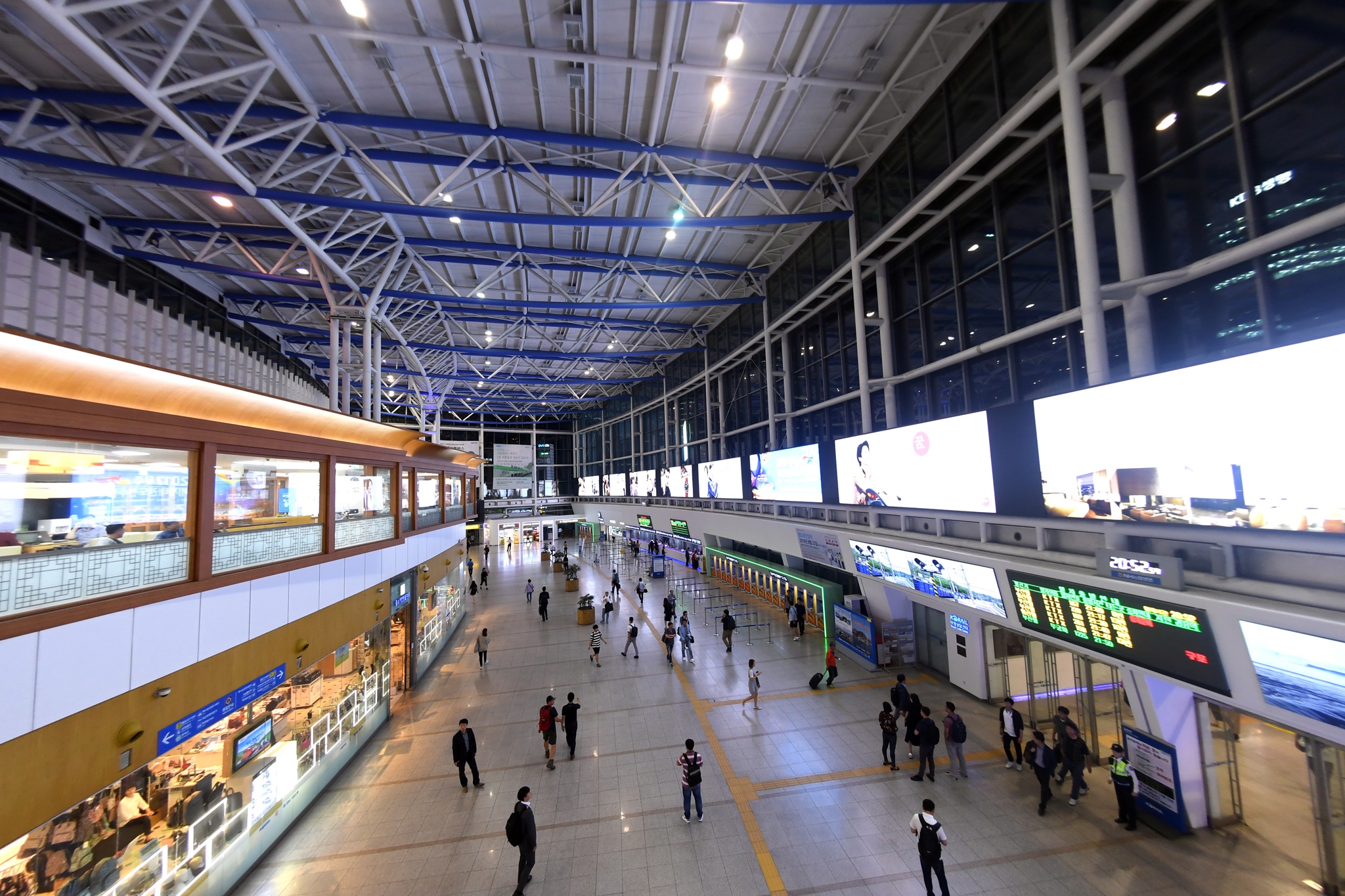 tau dien do thi ty do anh 3