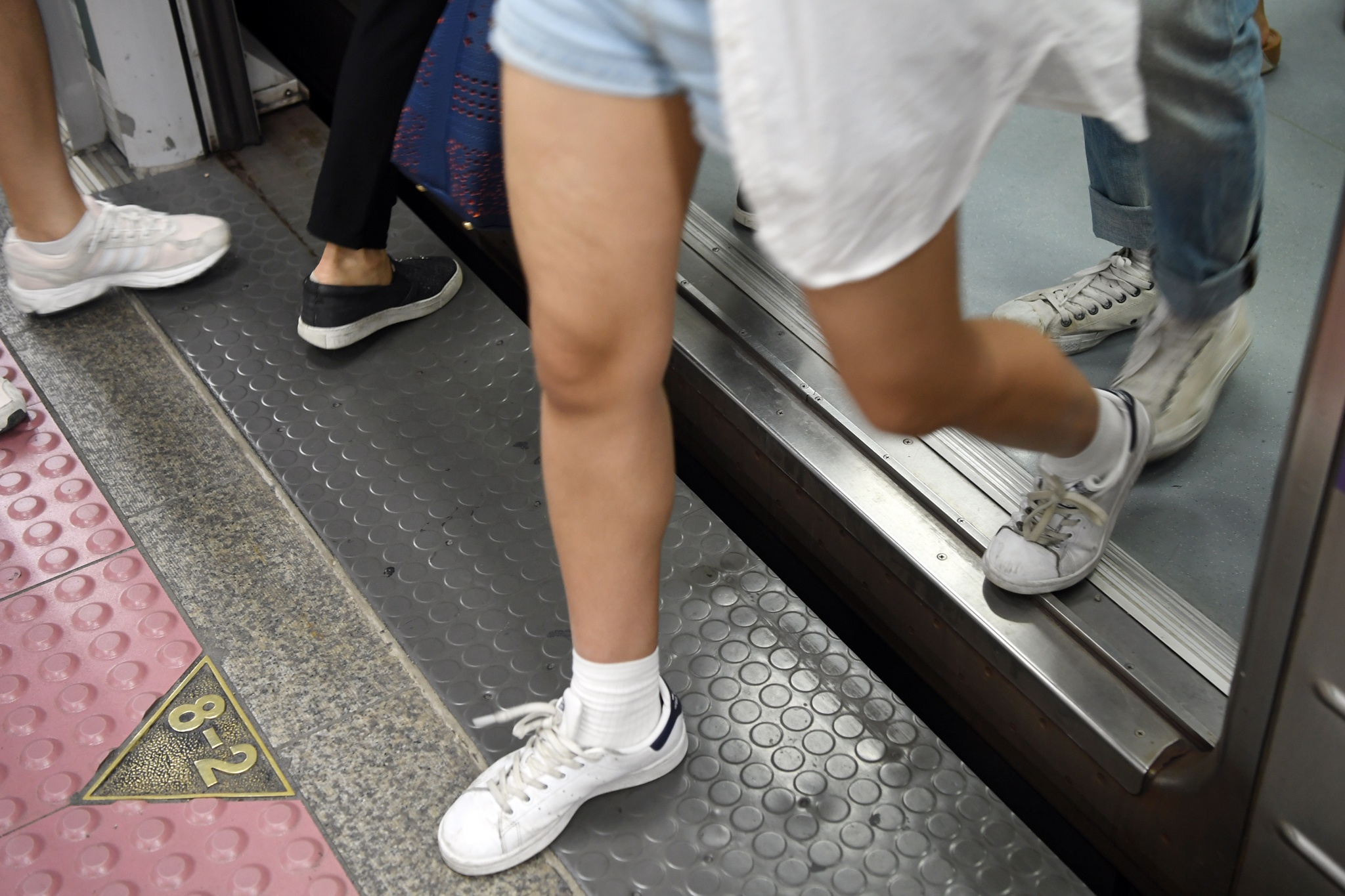 tau dien do thi ty do anh 16