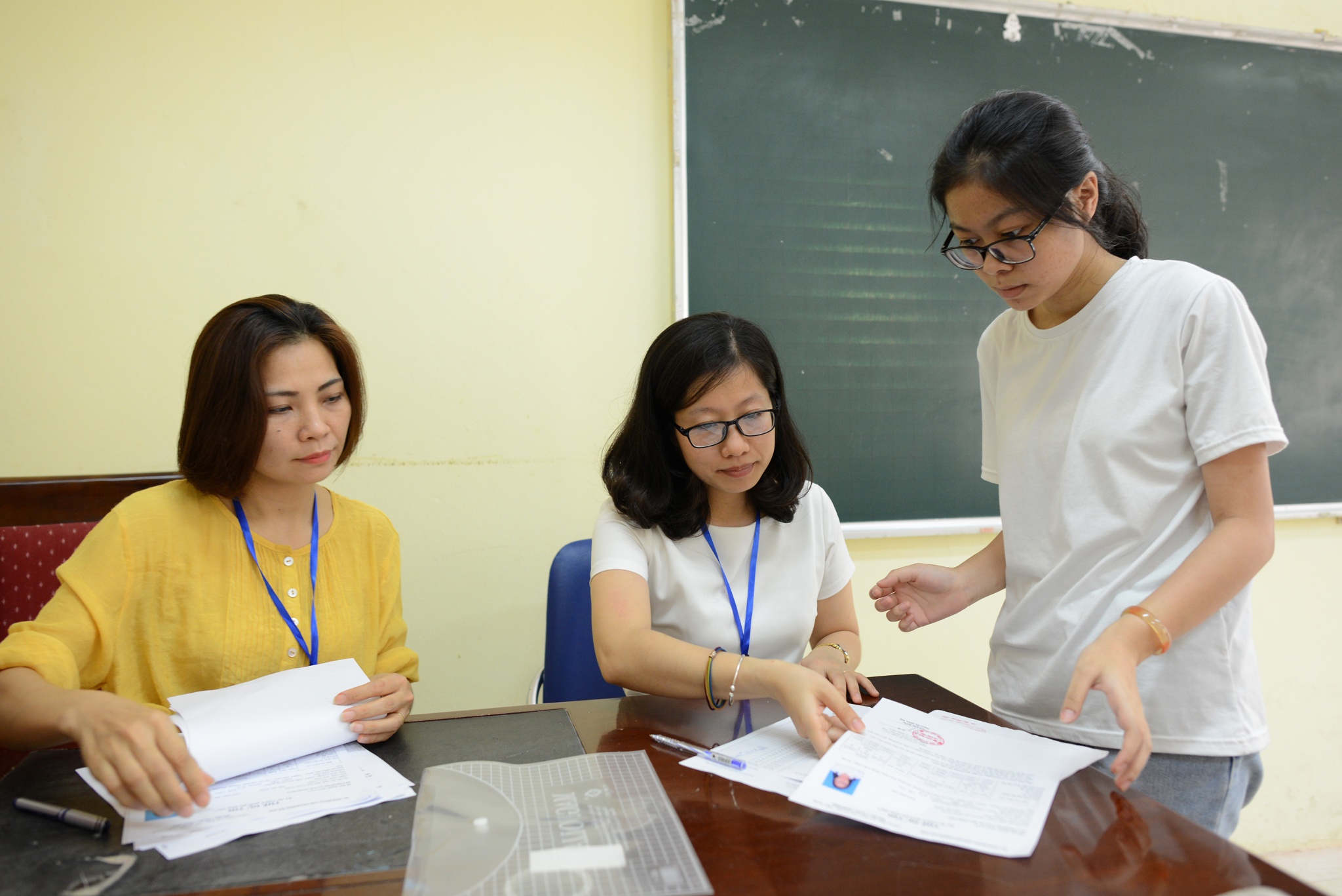 thi sinh tu tin truoc ky thi THPT anh 12