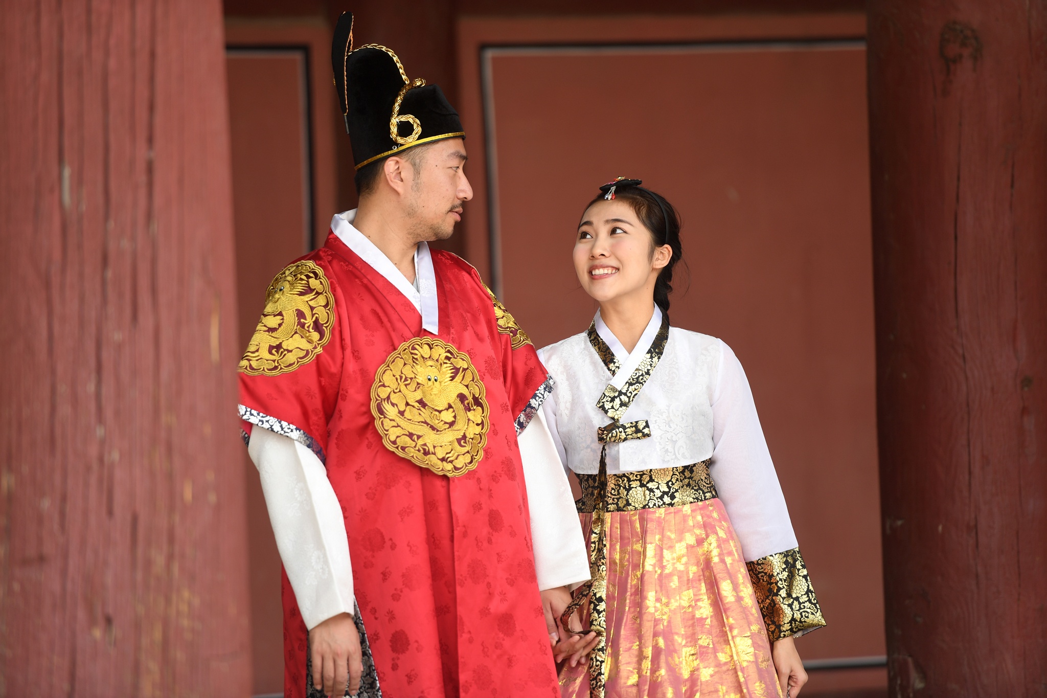 thieu nu Han xinh dep mac hanbok anh 16