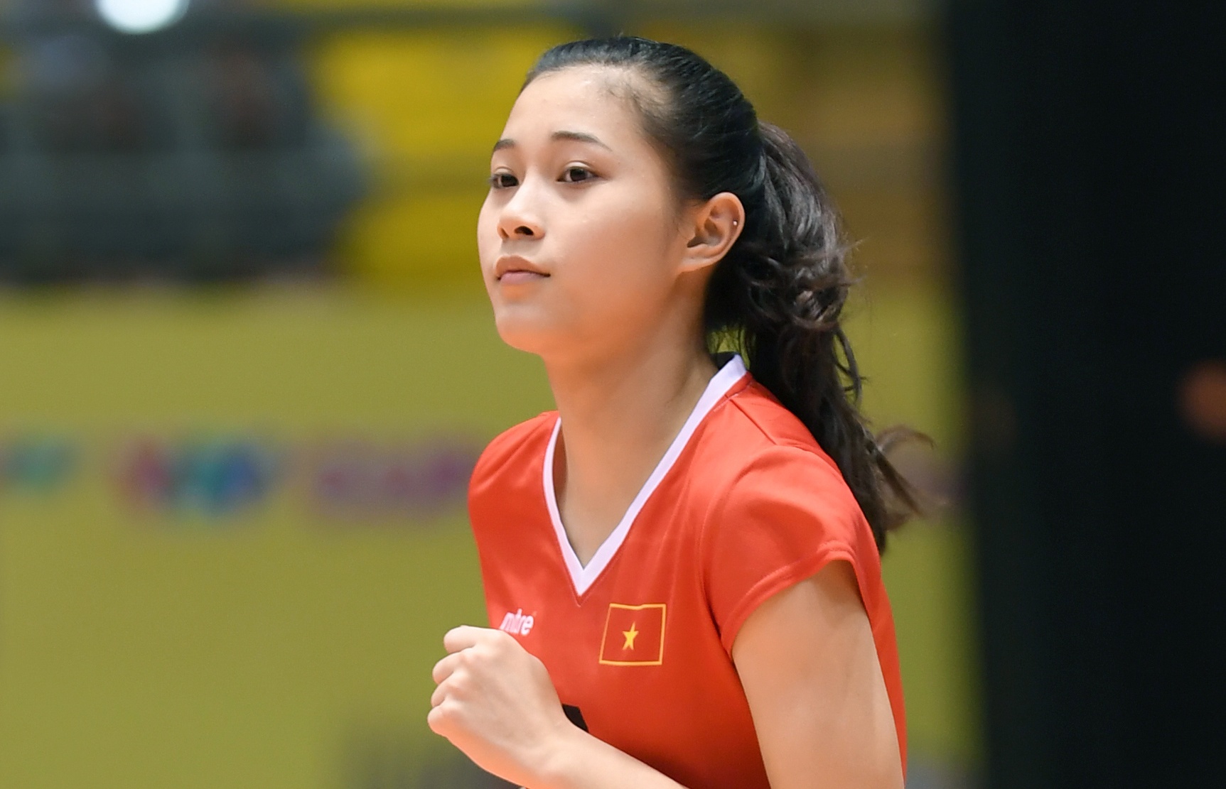 Hoa khoi bong chuyen trong doi hinh tuyen tre Viet Nam hinh anh