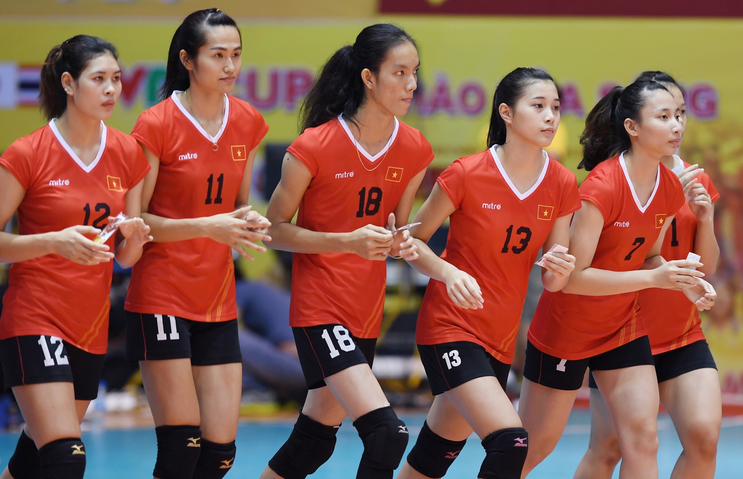 Chan dai bong chuyen 15 tuoi xinh dep anh 1