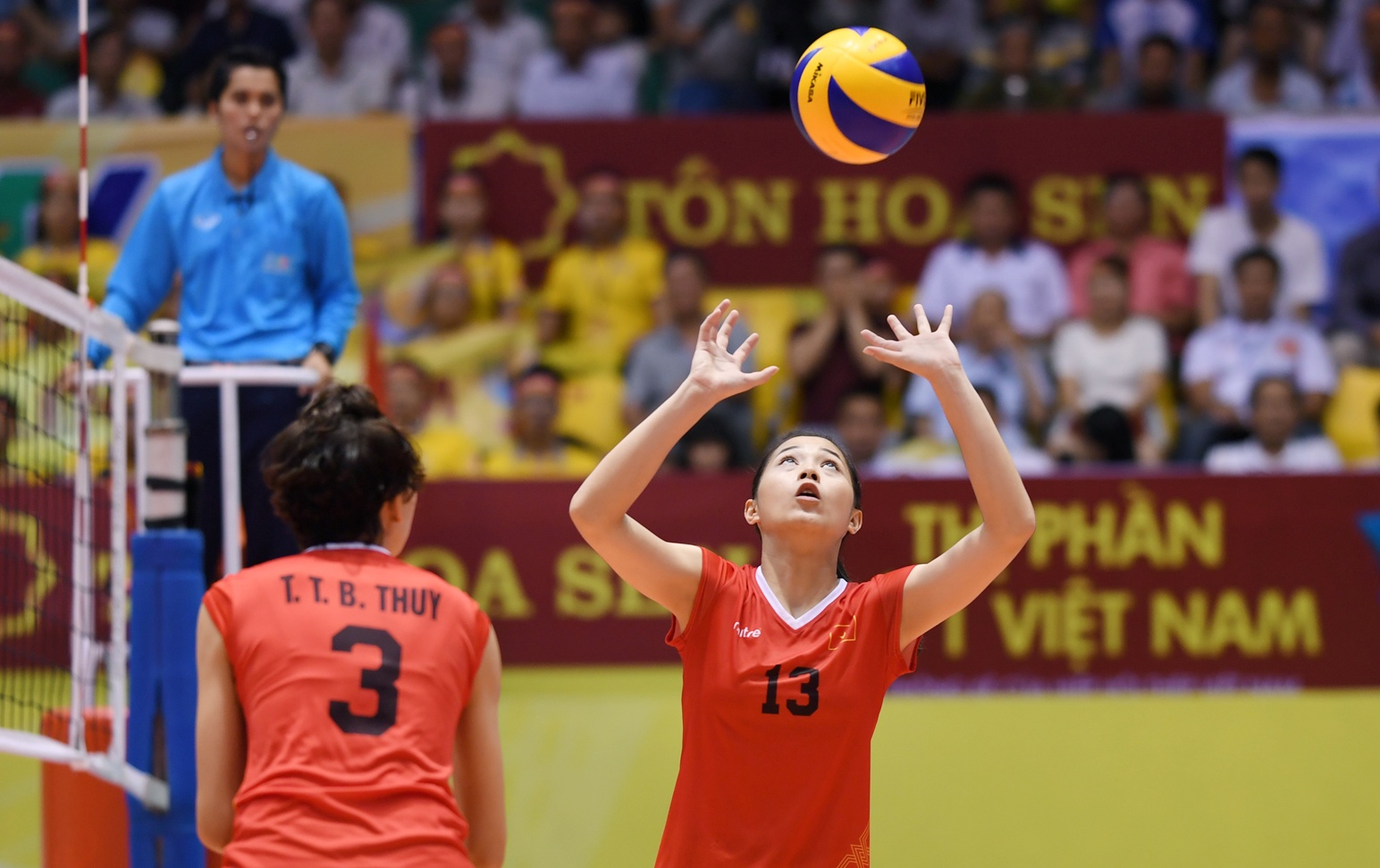 Chan dai bong chuyen 15 tuoi xinh dep anh 6