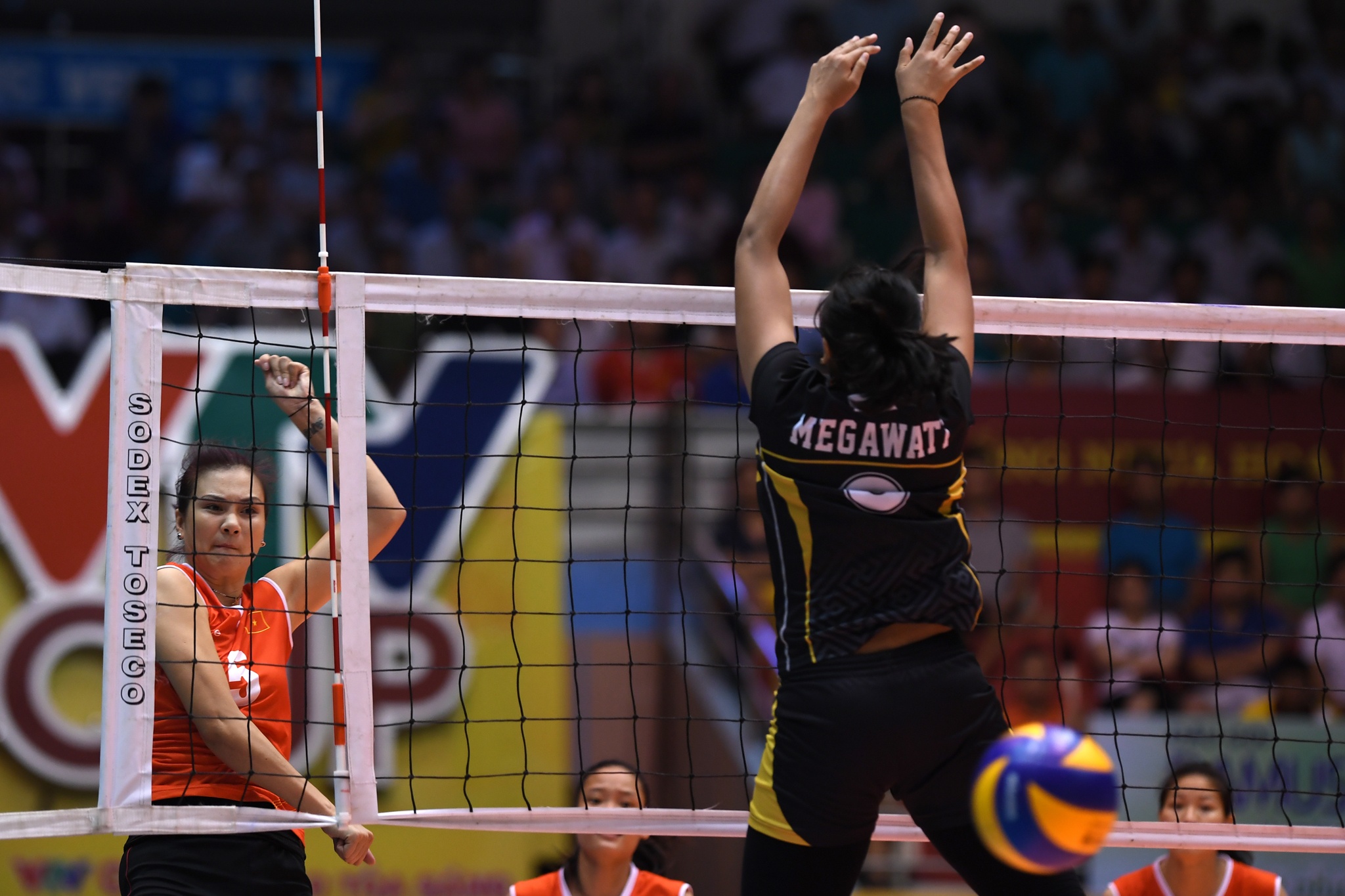 Nu cau thu mang dang voc dan ong anh 7