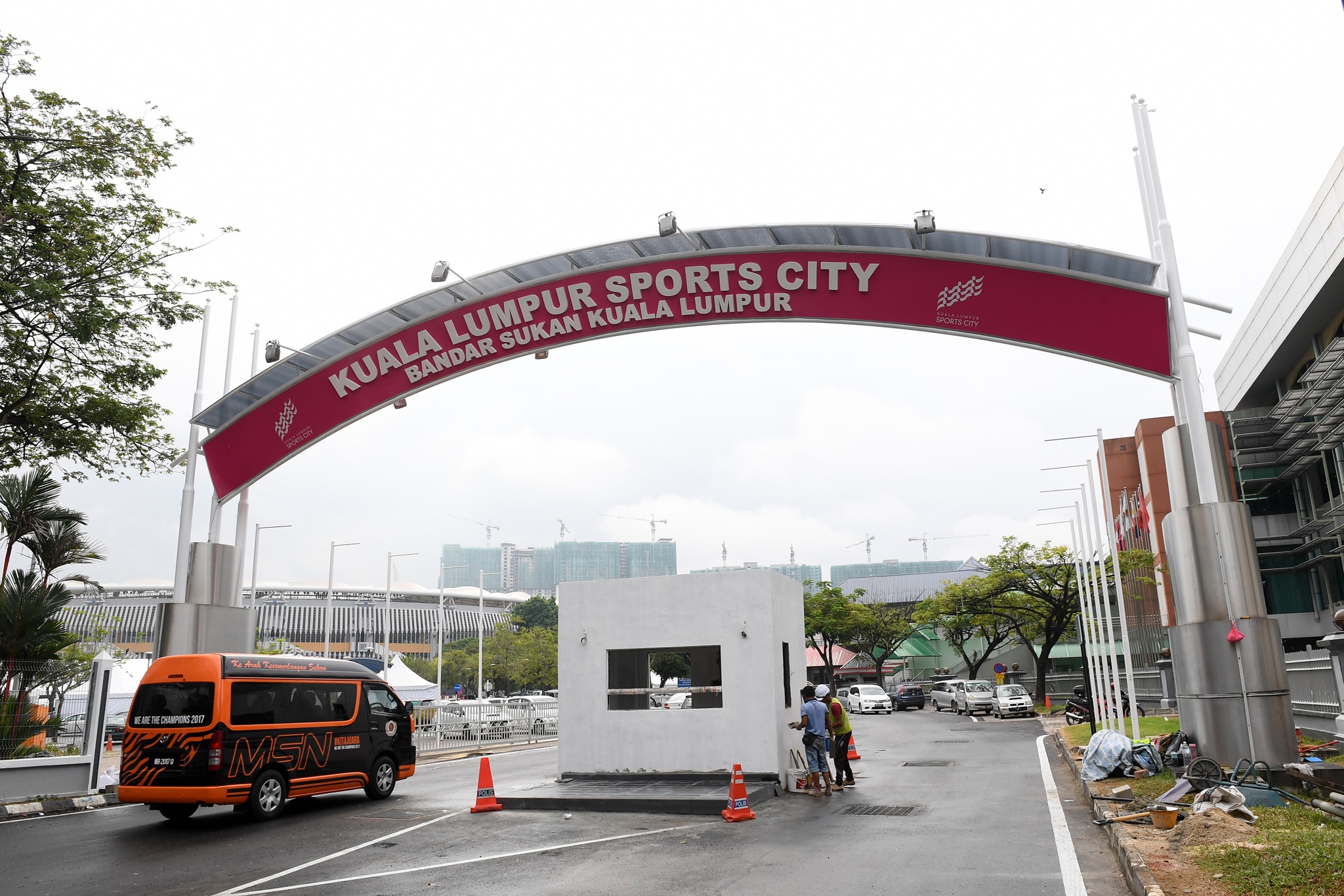 sân Bukit Jalil ngổn ngang sửa chữa ảnh 13 san Bukit Jalil ngon ngang sua chua anh 13