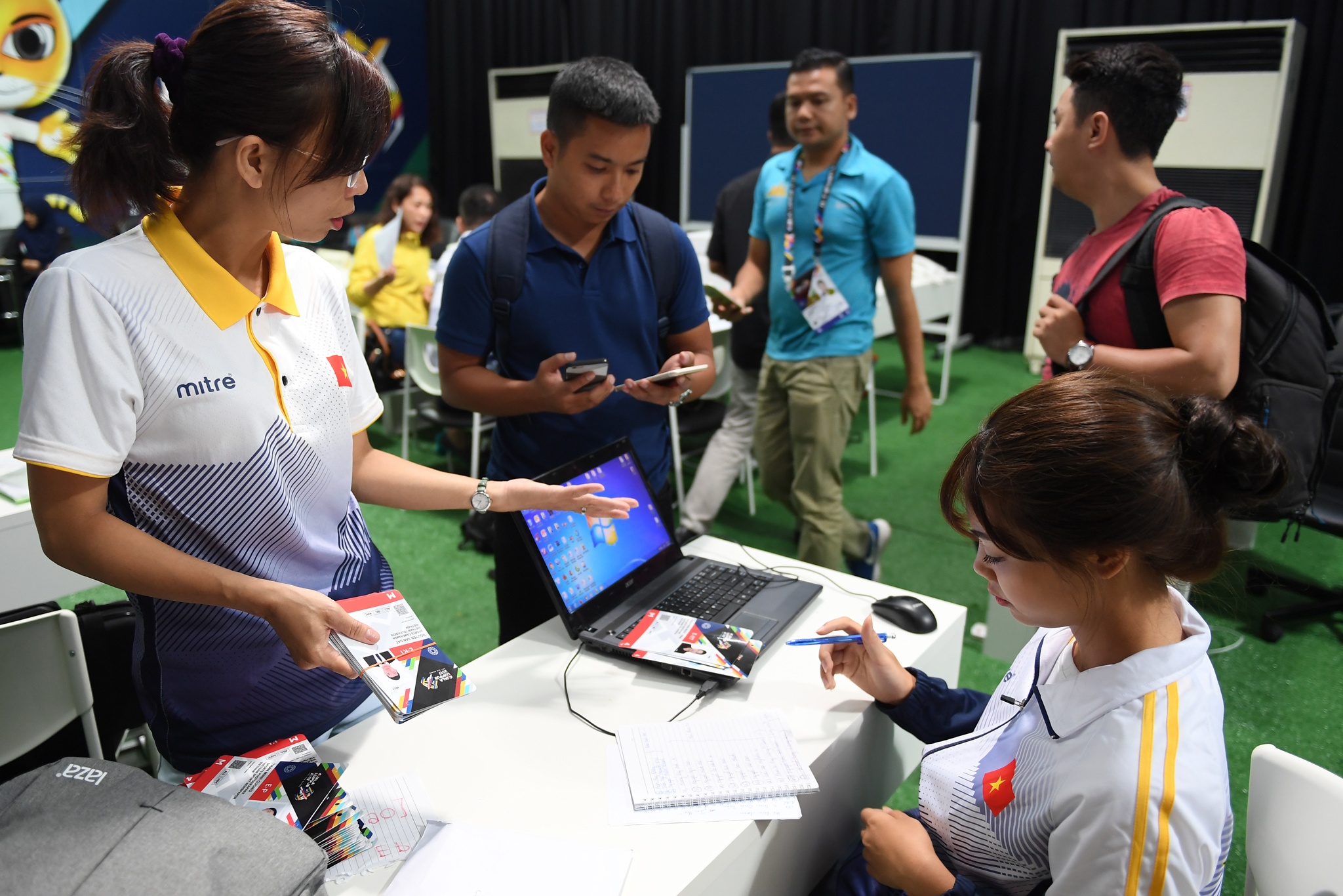 sân Bukit Jalil ngổn ngang sửa chữa ảnh 16 san Bukit Jalil ngon ngang sua chua anh 16