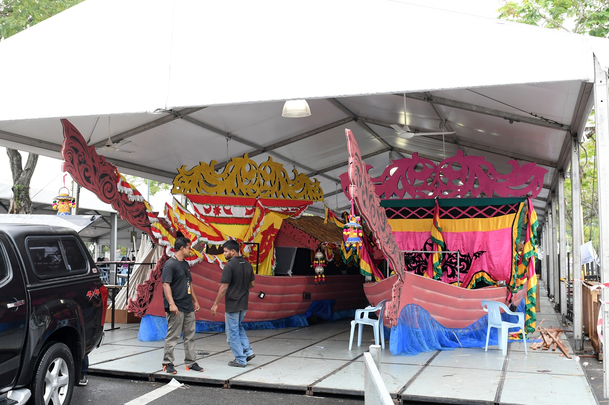 sân Bukit Jalil ngổn ngang sửa chữa ảnh 7 san Bukit Jalil ngon ngang sua chua anh 7