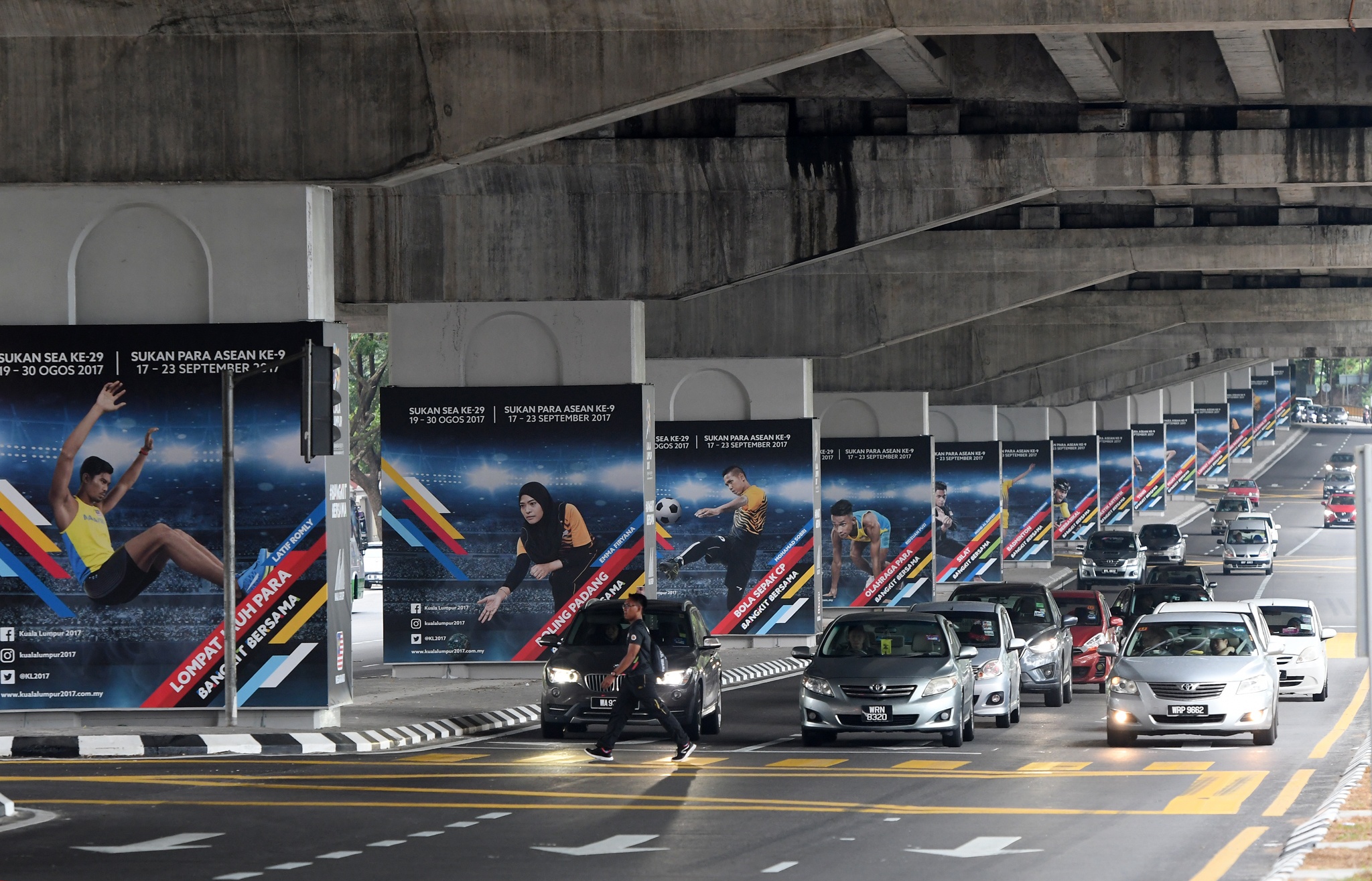 sân Bukit Jalil ngổn ngang sửa chữa ảnh 17 san Bukit Jalil ngon ngang sua chua anh 17