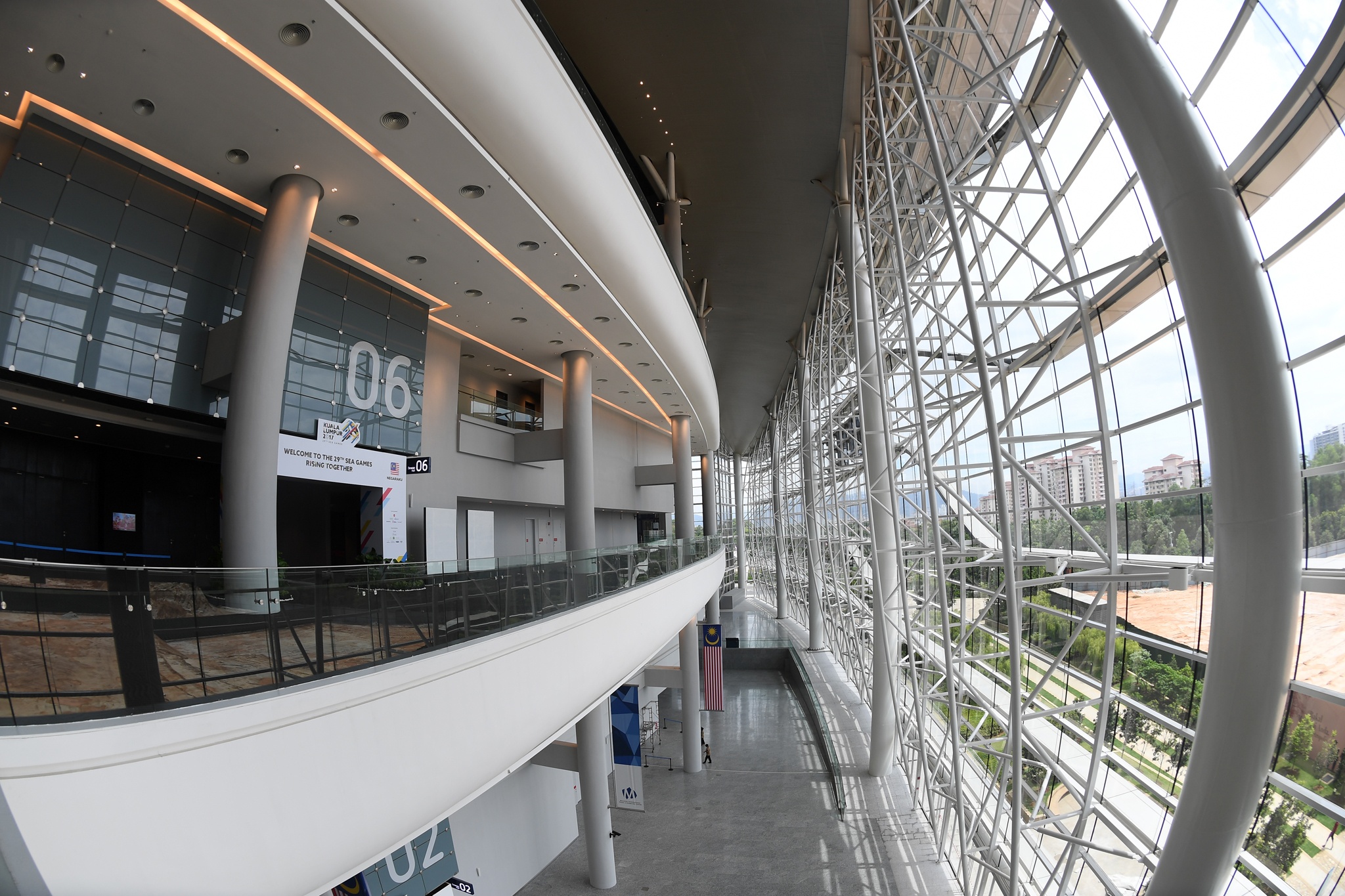 Cung the thao hien dai Mitec anh 3