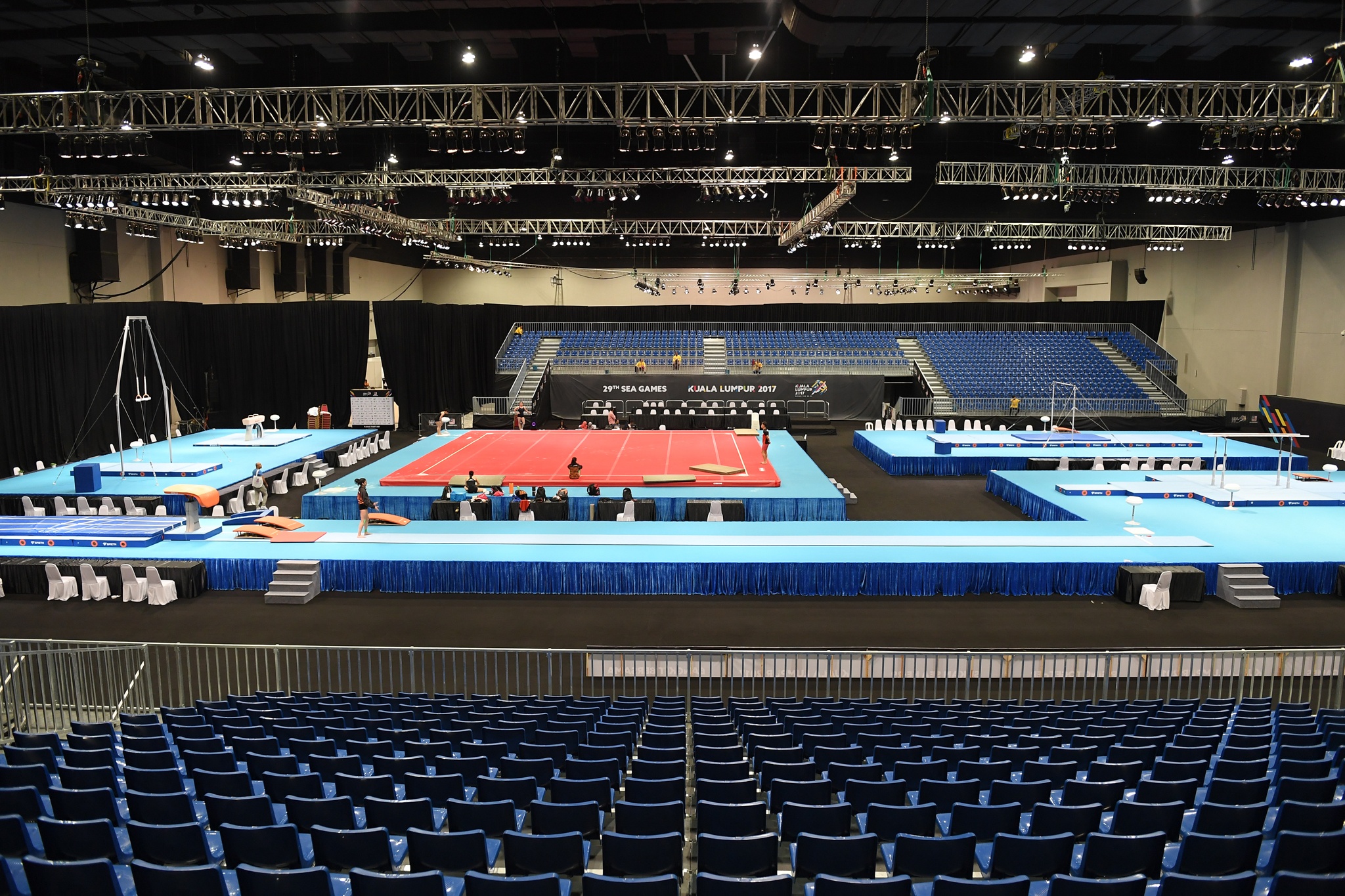 Cung the thao hien dai Mitec anh 17