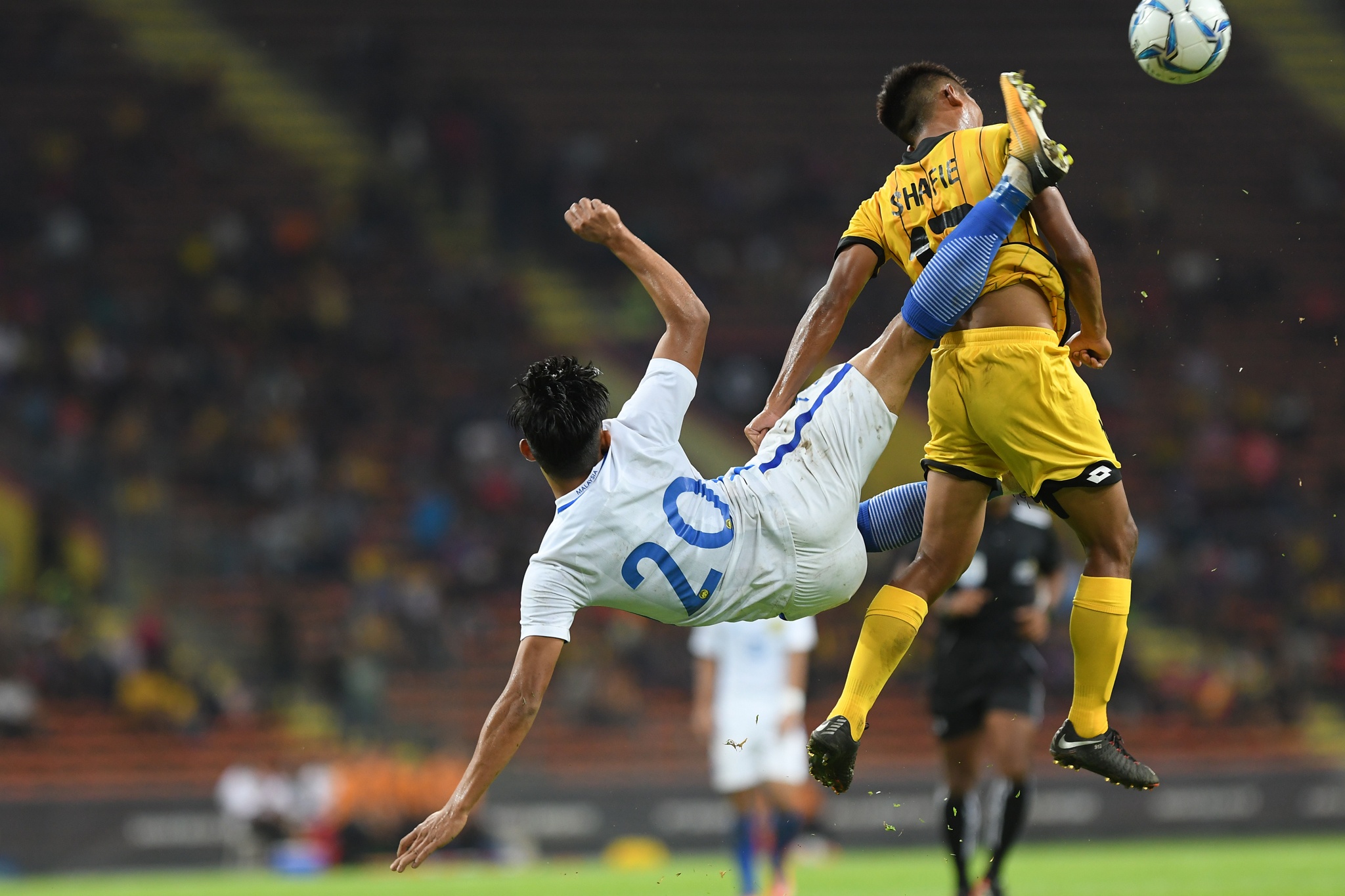 Chu nha Malaysia thang tran dau ra quan anh 11