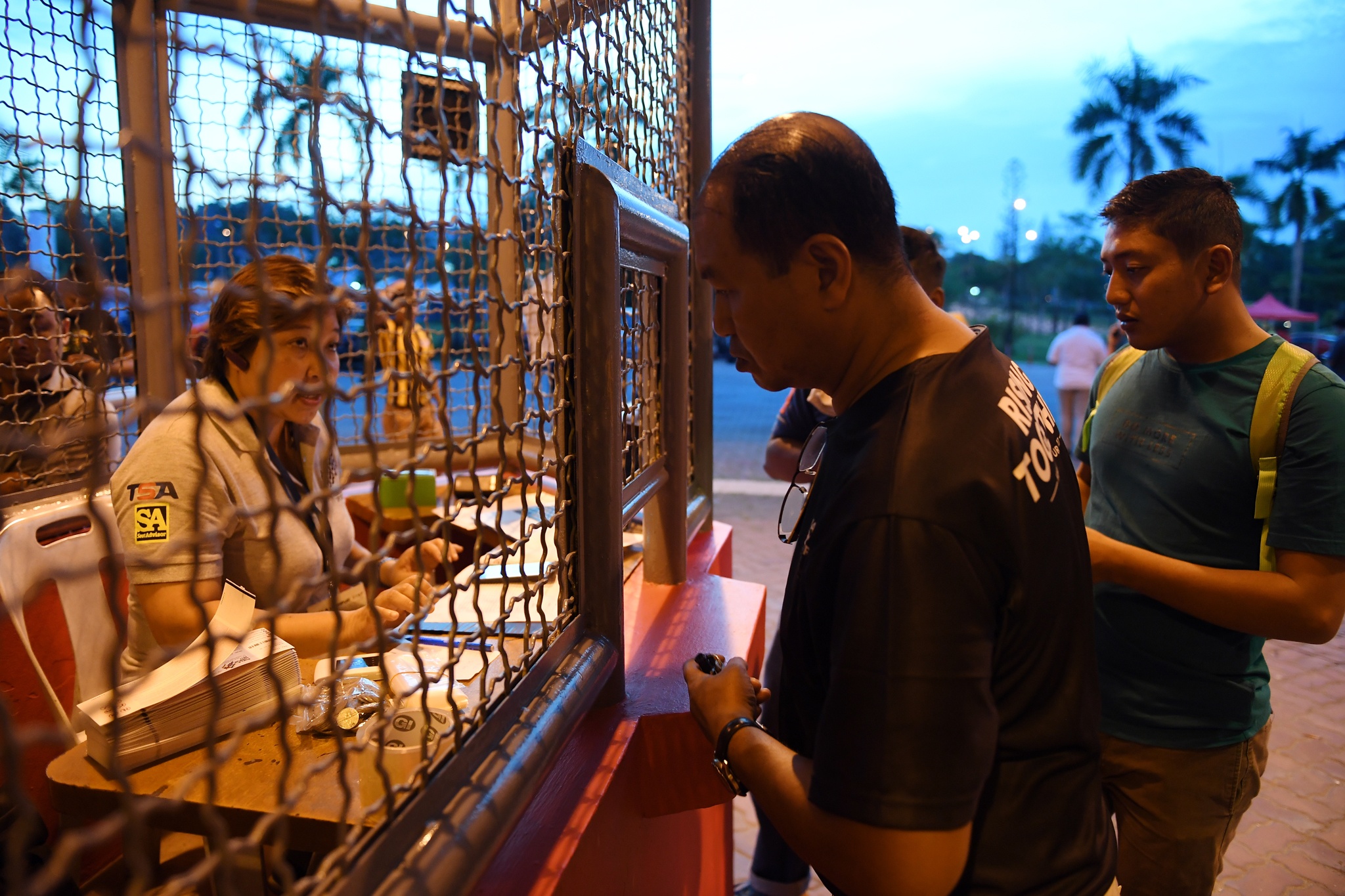 Chu nha Malaysia thang tran dau ra quan anh 3