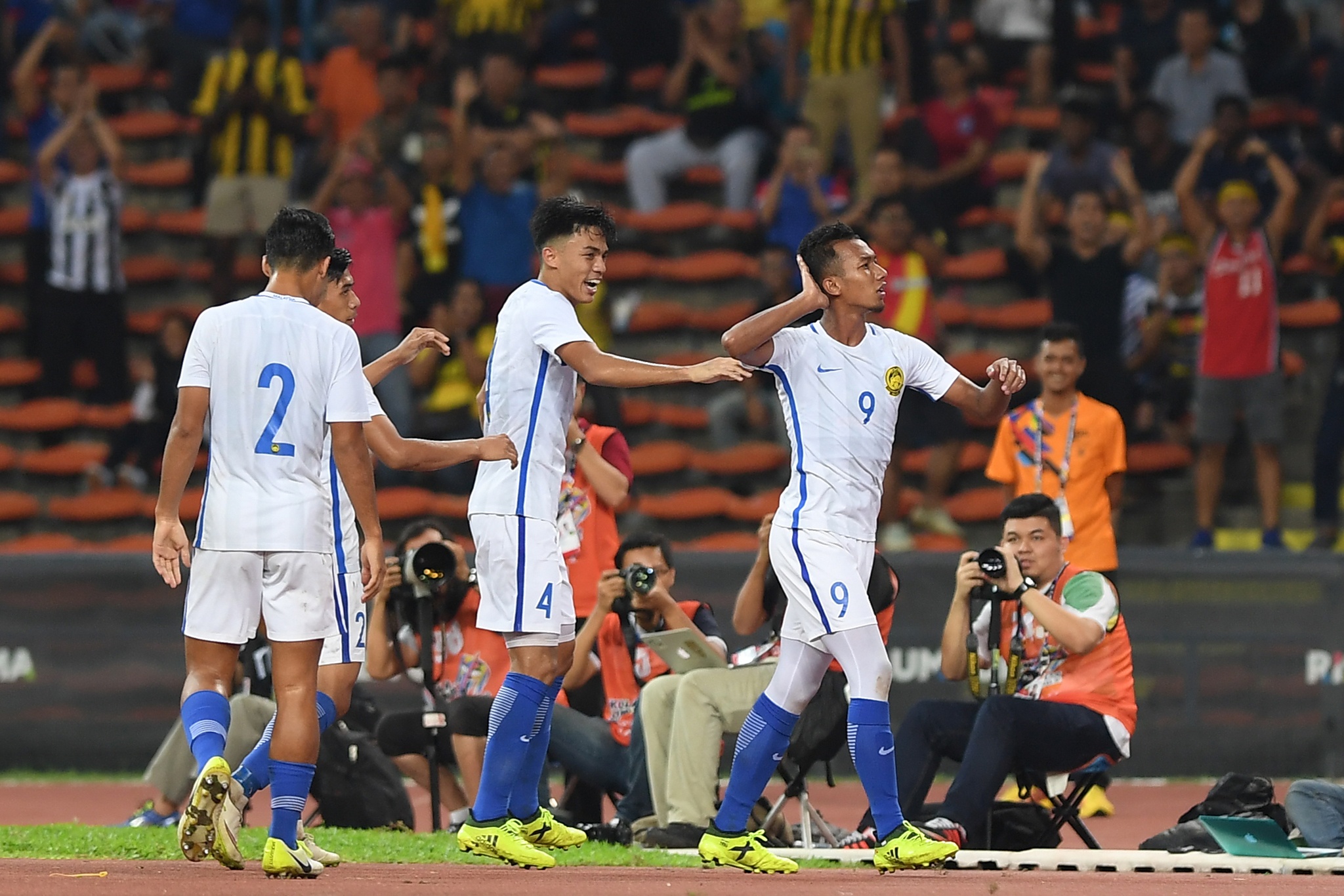 Chu nha Malaysia thang tran dau ra quan anh 21