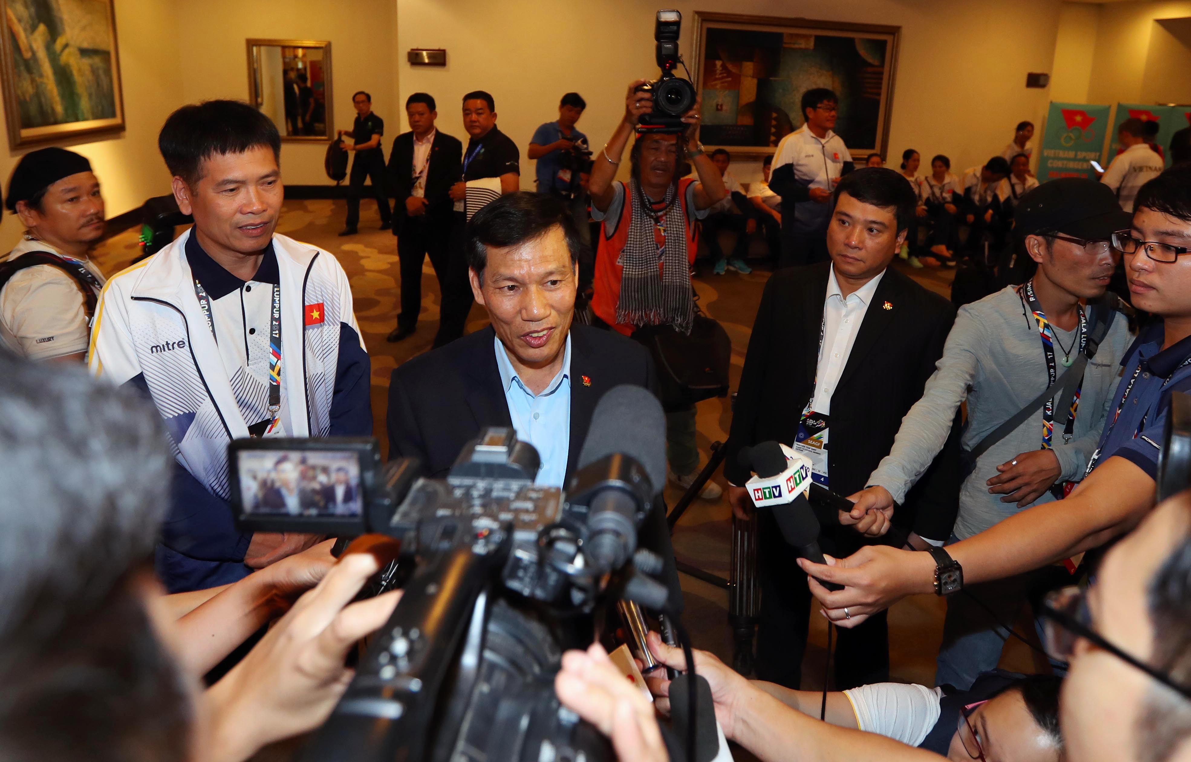 Bo truong Thien tham vdv du SEA Games anh 7