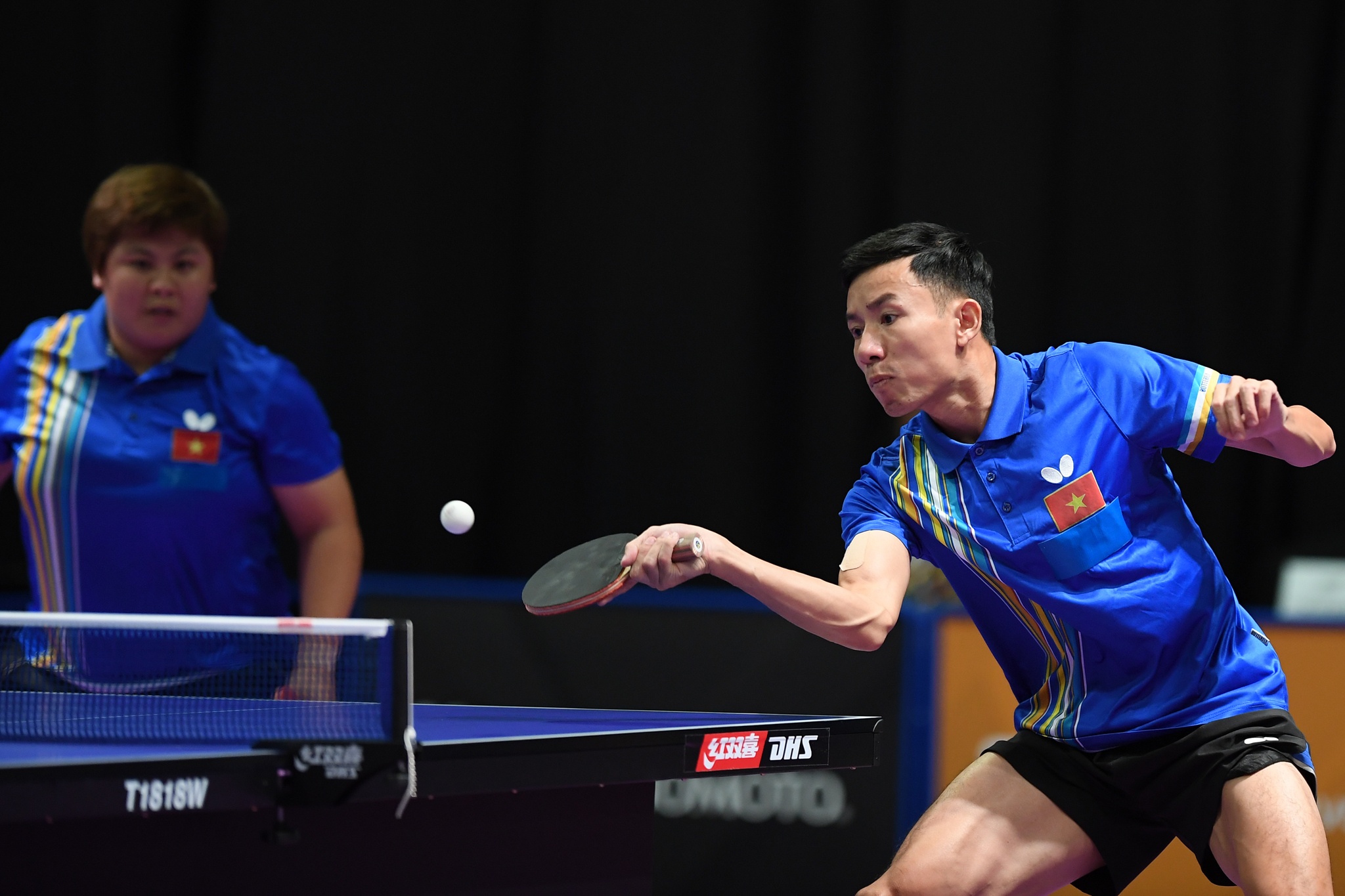 bong ban VN co huy chuong dau tien anh 2