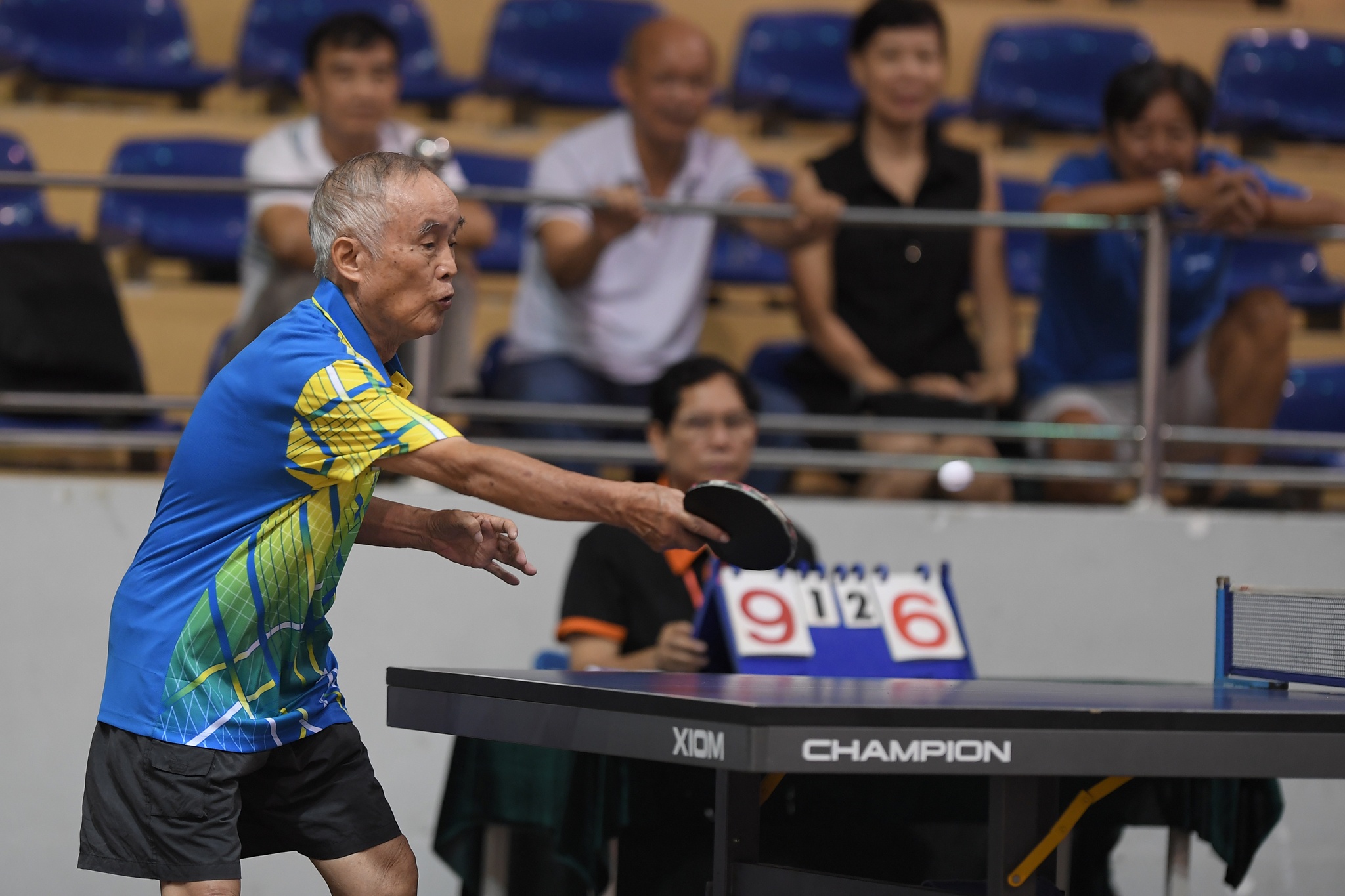 lao tuong bong ban o giai bao chi anh 13