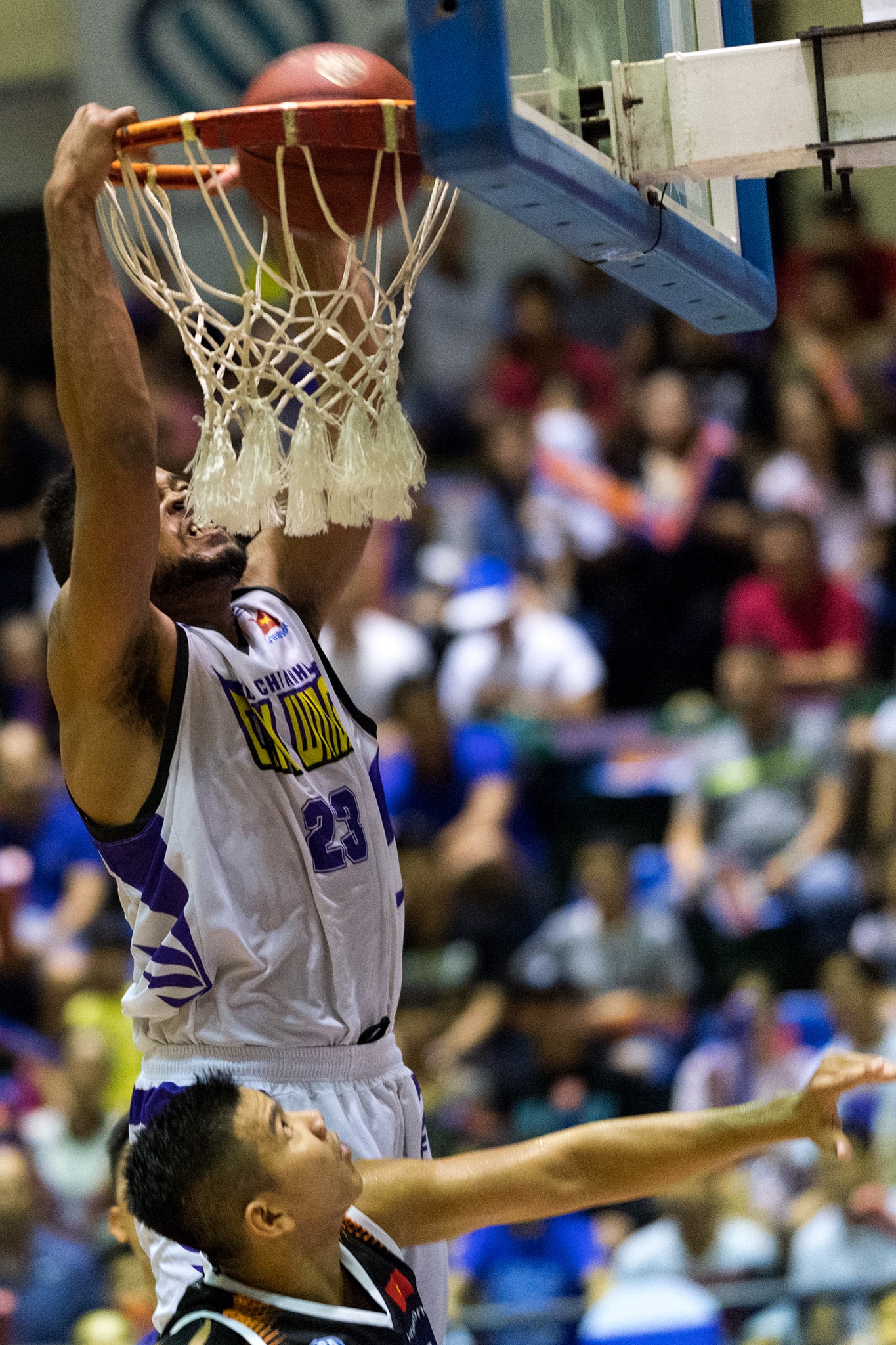 Hanoi Buffaloes ha guc doi manh HCM CityWings anh 8