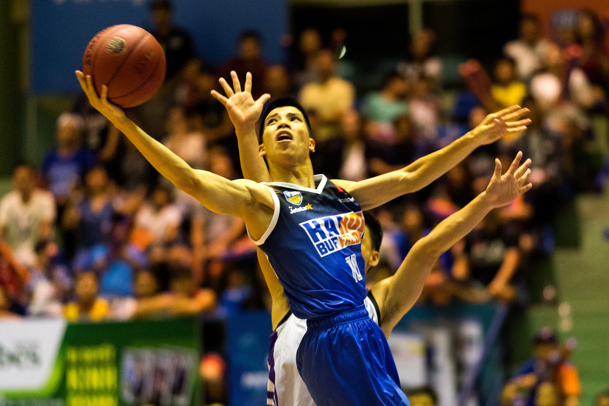 Hanoi Buffaloes ha guc doi manh HCM CityWings anh 13