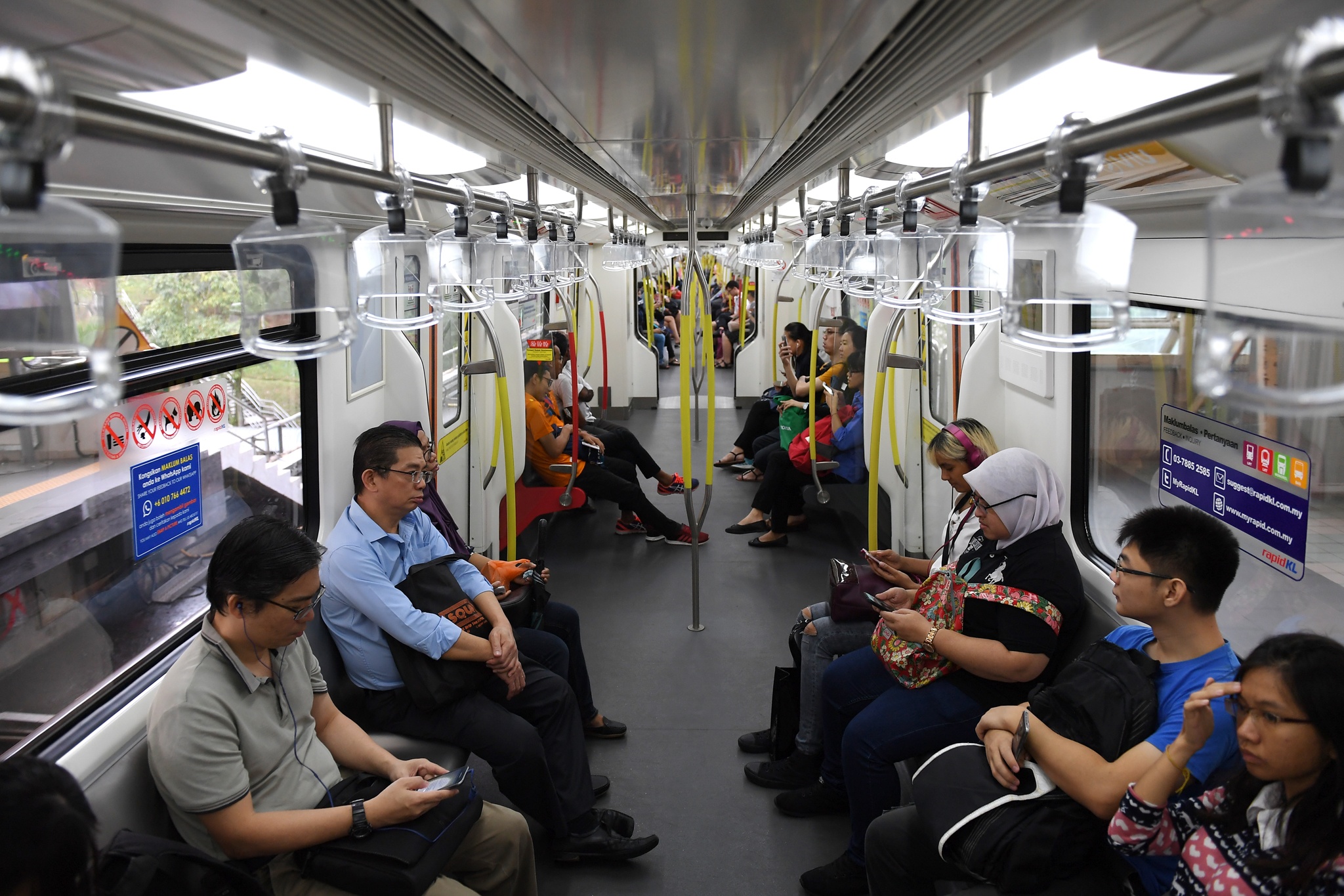 Trai nghiem Metro tai Kuala Lumpur hinh anh