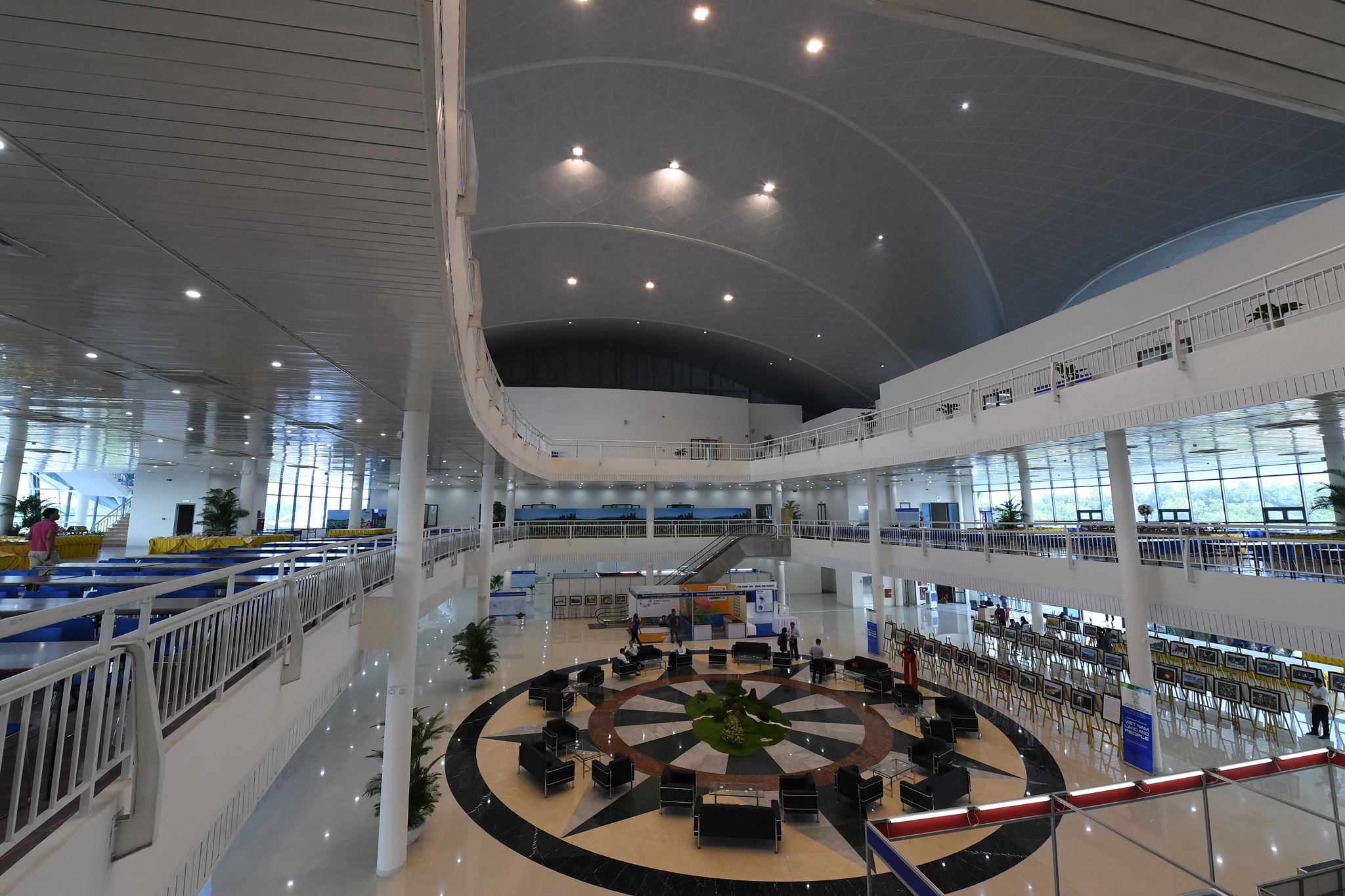 Khai truong Trung tam bao chi APEC anh 5