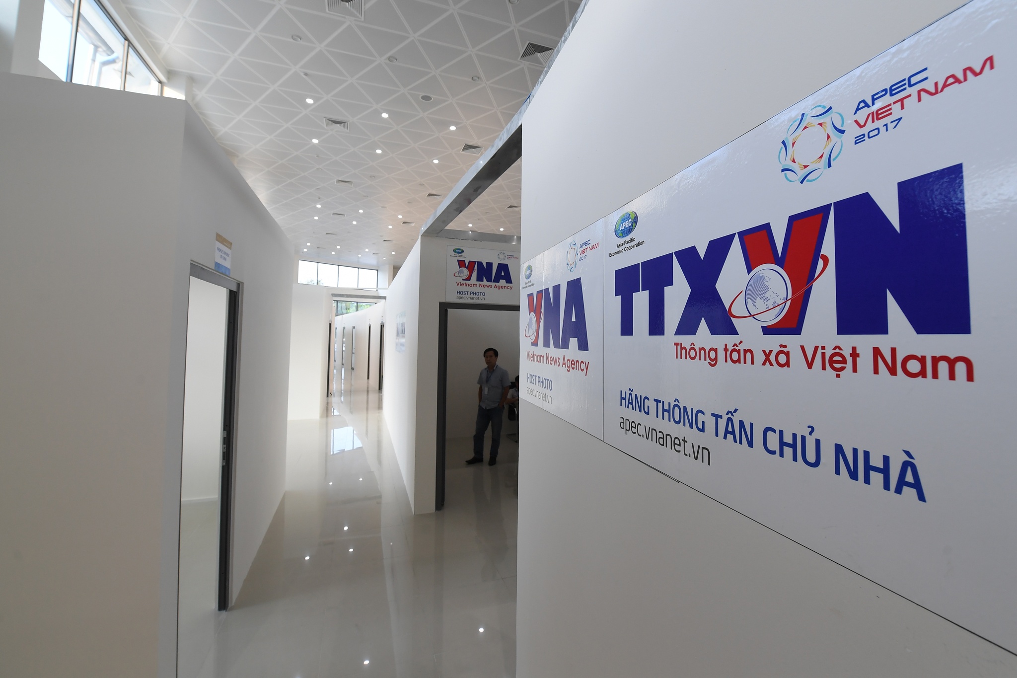 Khai truong Trung tam bao chi APEC anh 10