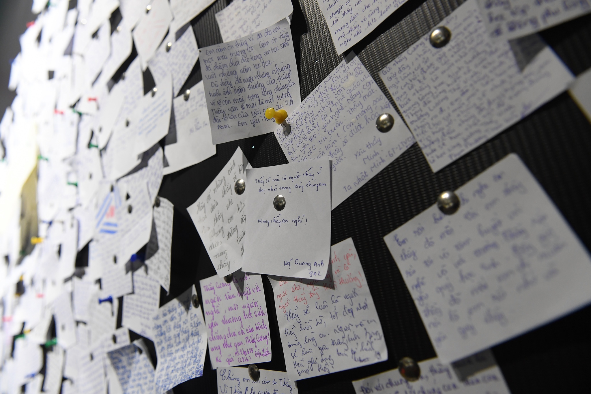 Học sinh tri ân thầy Văn Như Cương ảnh 9 Hoc sinh tri an thay Van Nhu Cuong anh 9