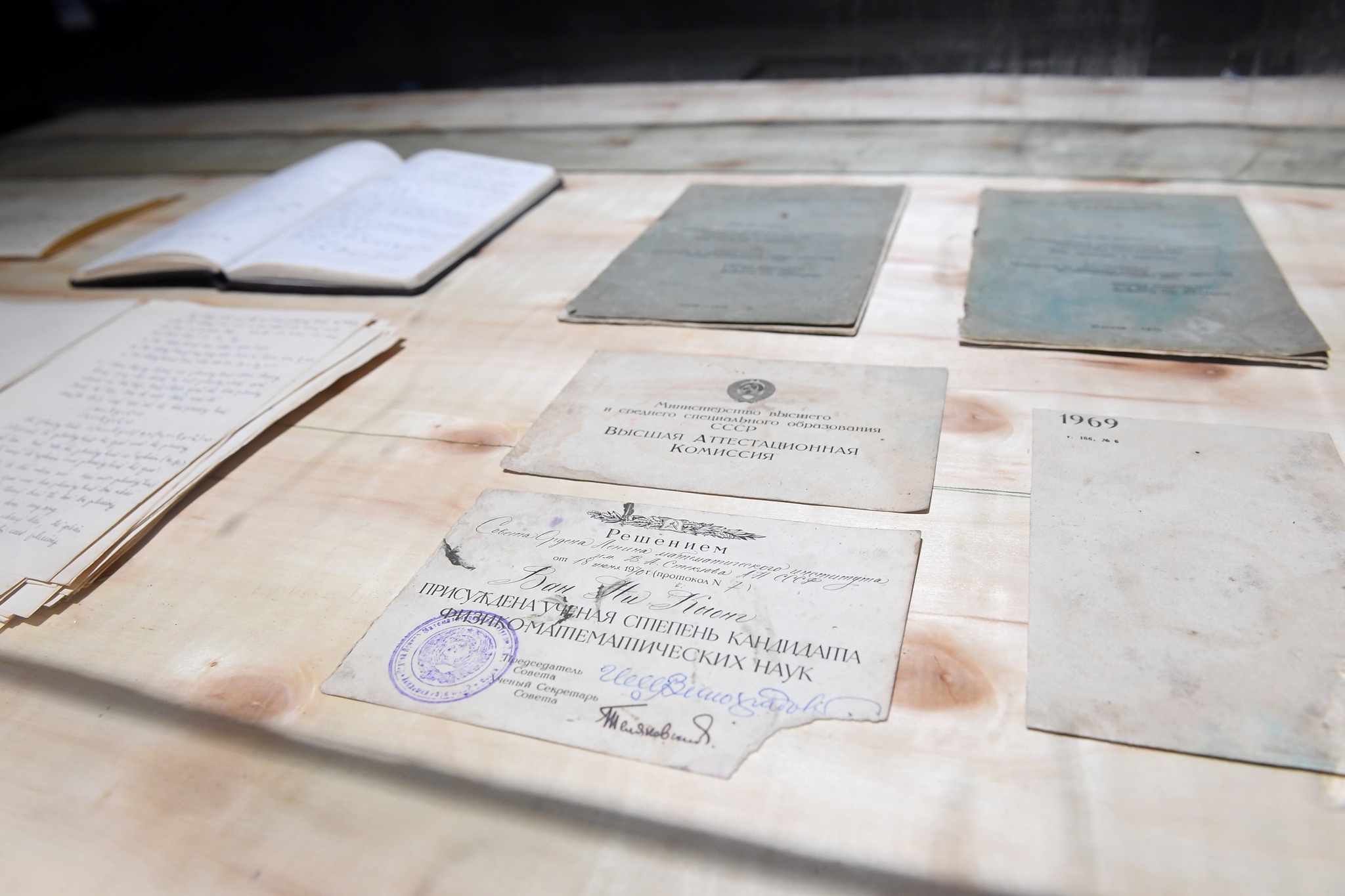 Học sinh tri ân thầy Văn Như Cương ảnh 13 Hoc sinh tri an thay Van Nhu Cuong anh 13