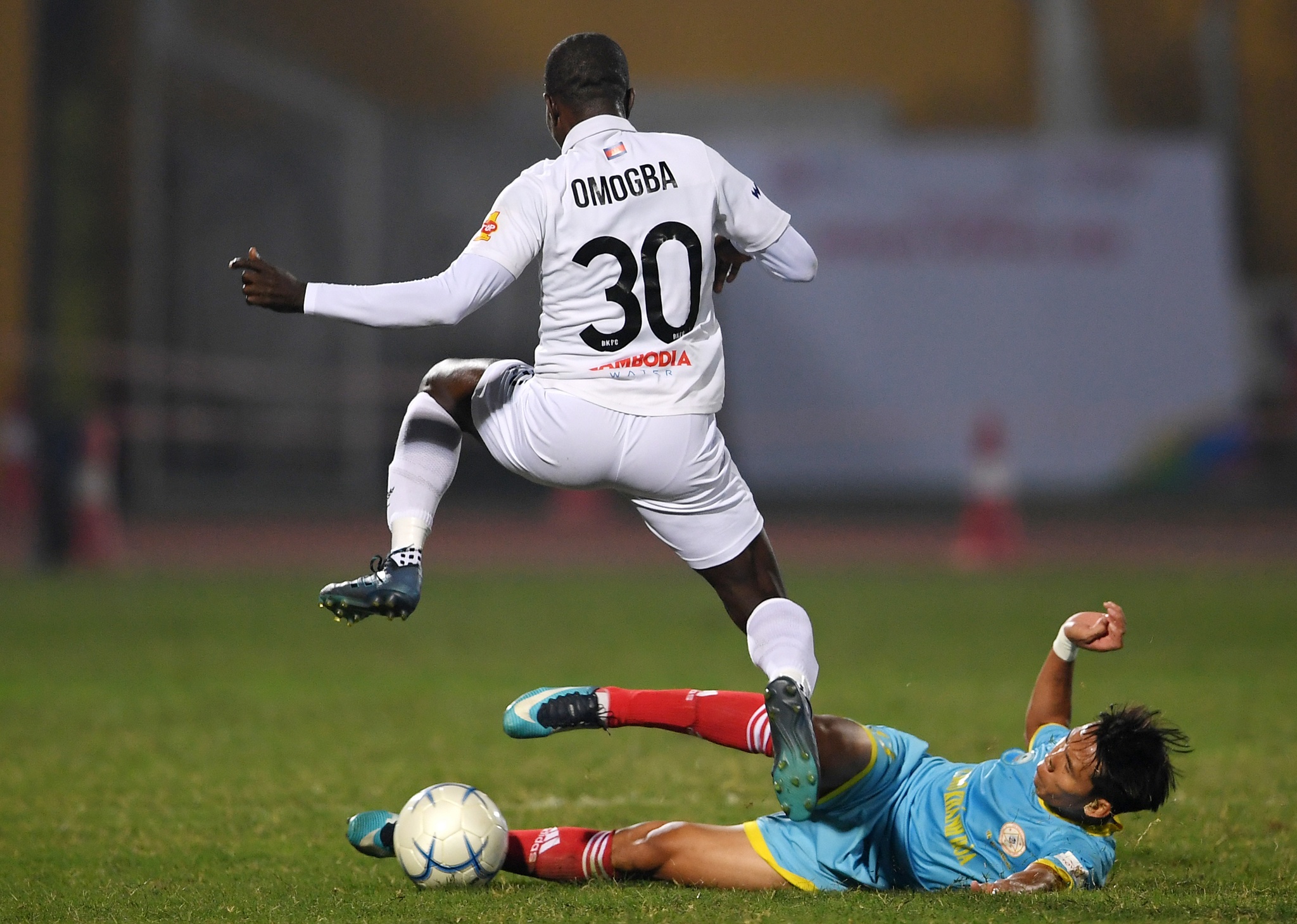 mua ban thang tai giai Mekong Cup anh 10