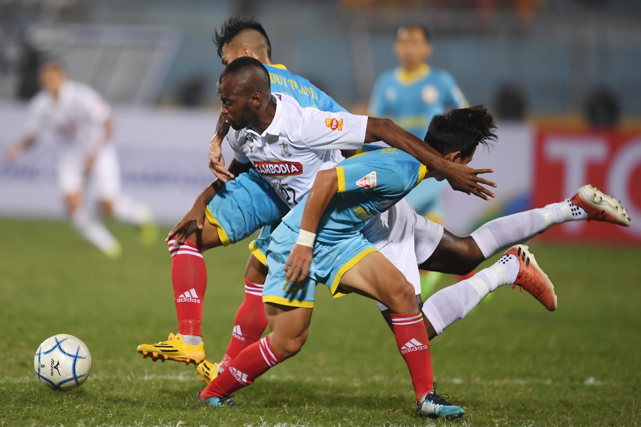 mua ban thang tai giai Mekong Cup anh 12