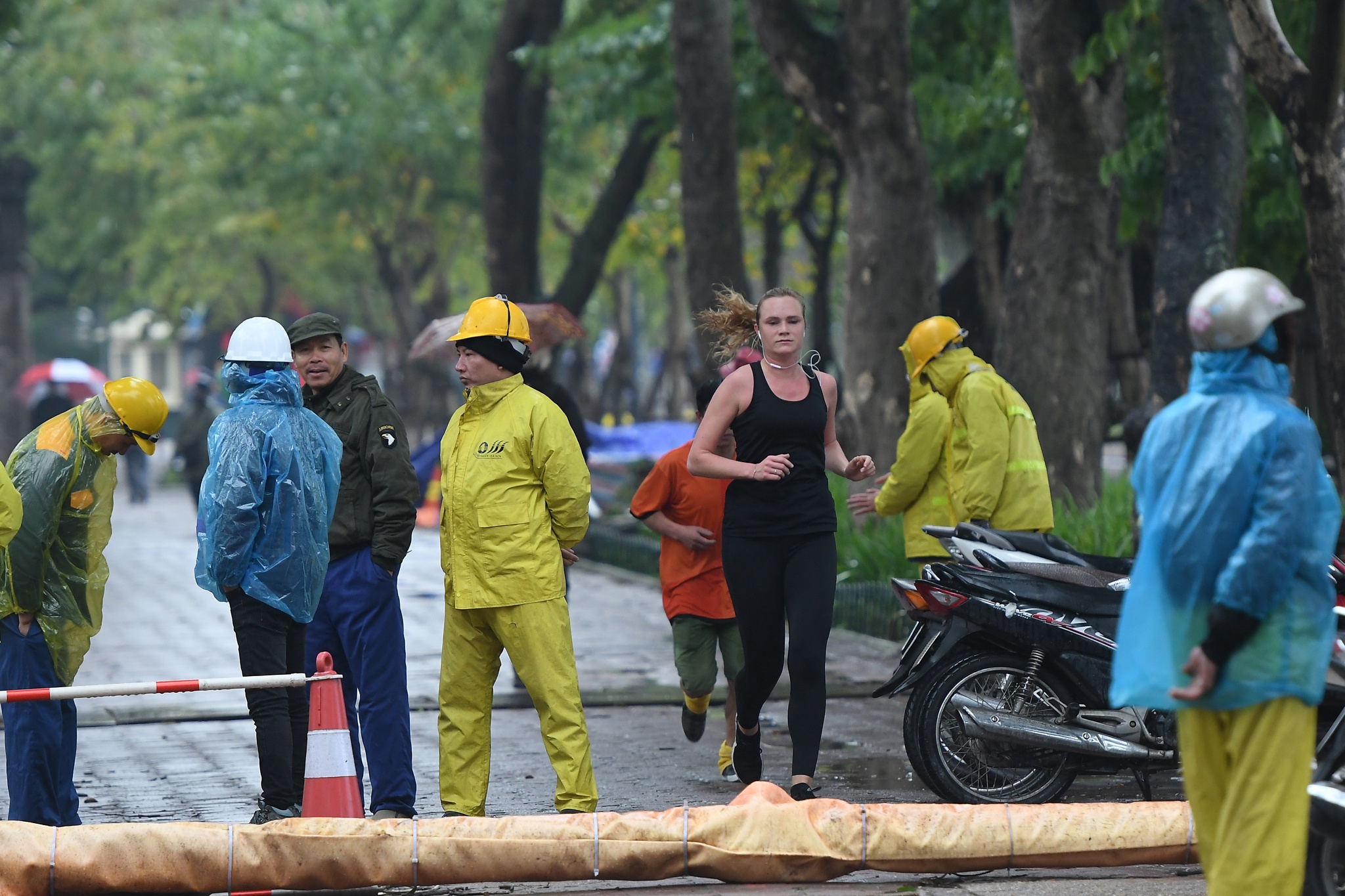 Ha Noi ret ky luc 3 nam qua anh 6