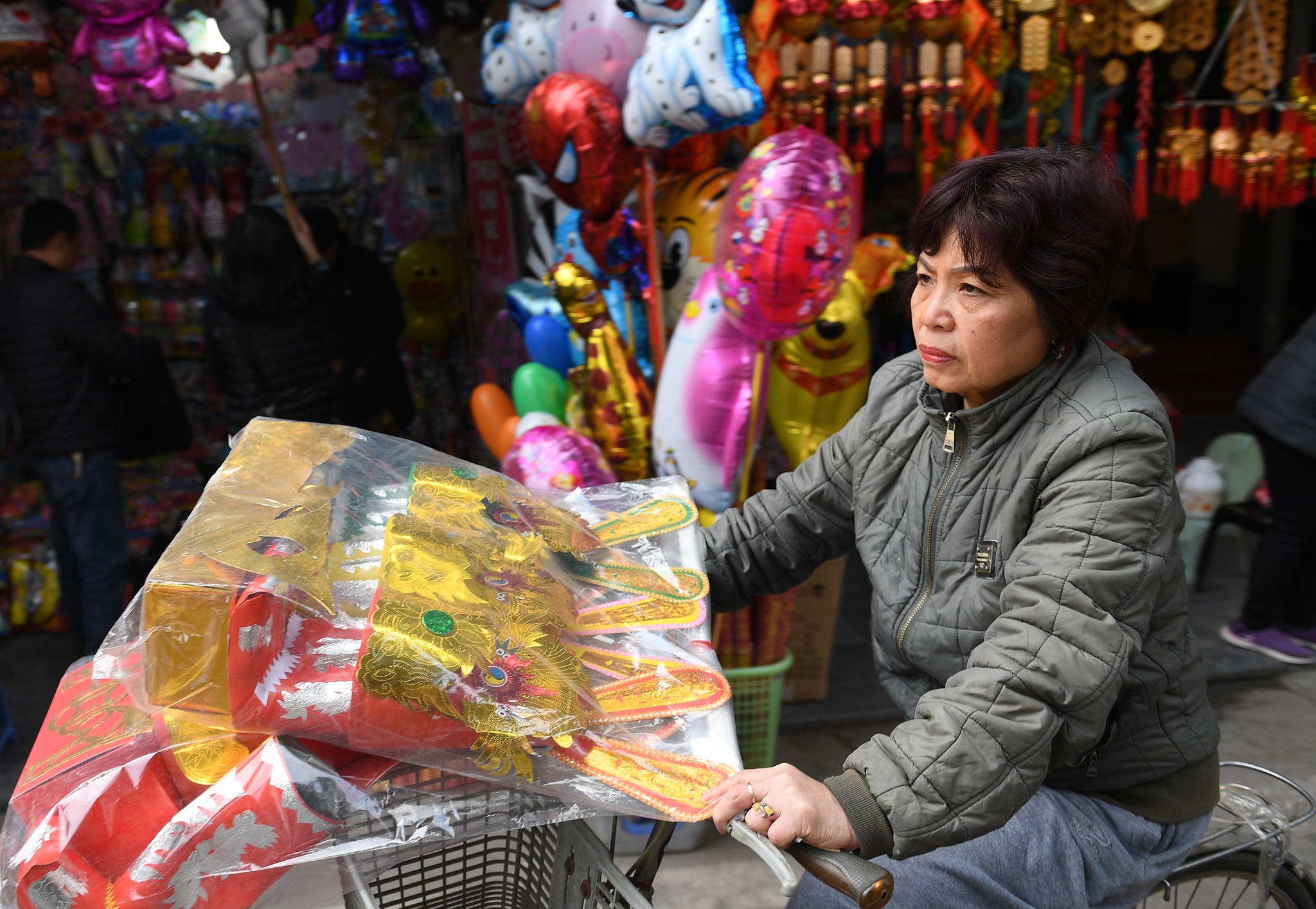 pho hoa hang luoc nhon nhip truoc tet anh 11