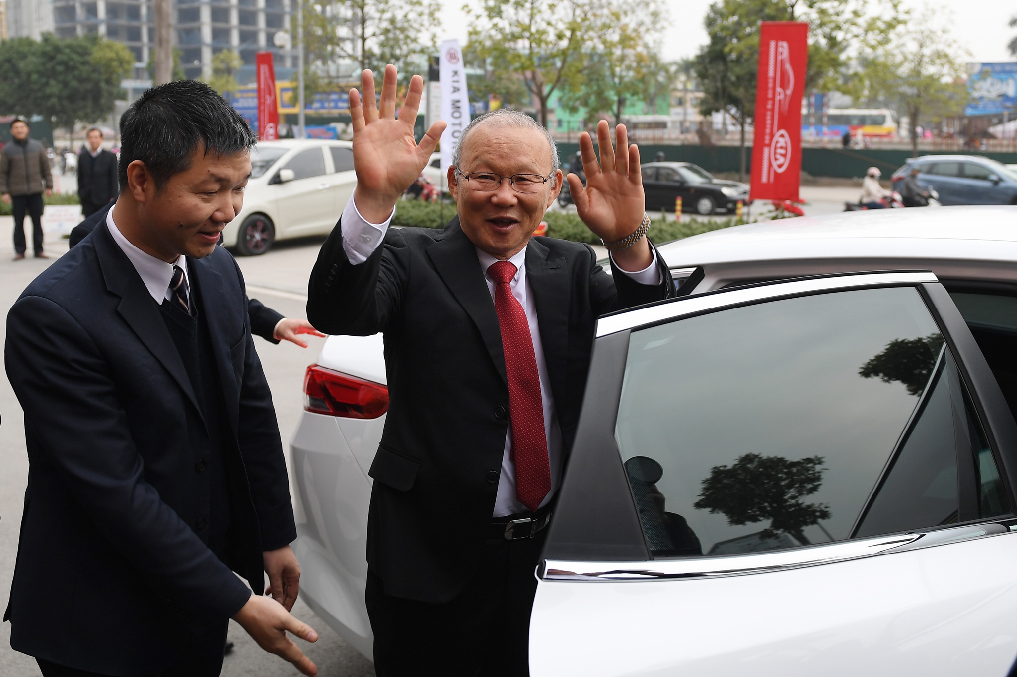 Ong Park Hang Seo duoc tang xe oto anh 7