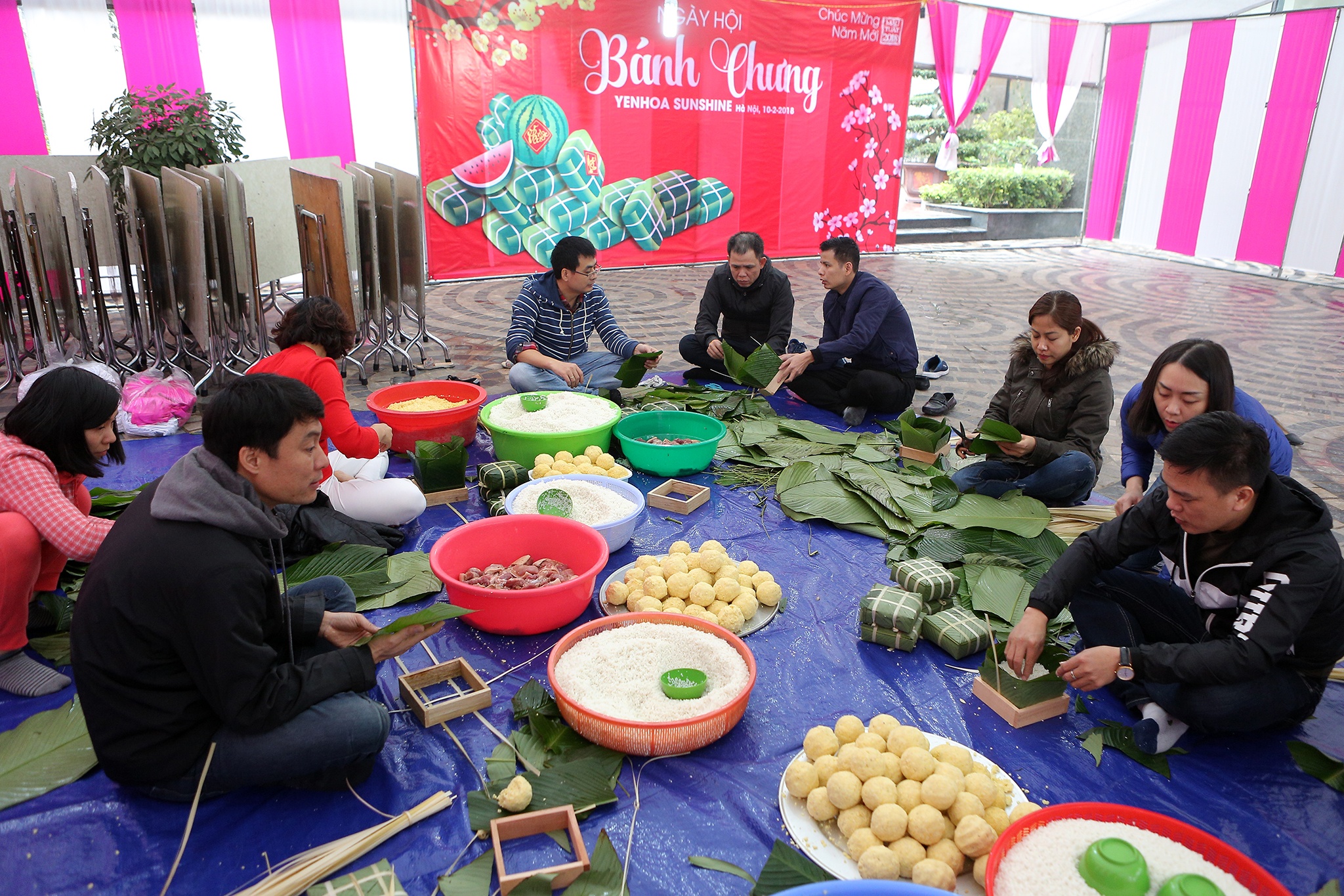 nguoi ha noi nhon nhip goi banh chung anh 2