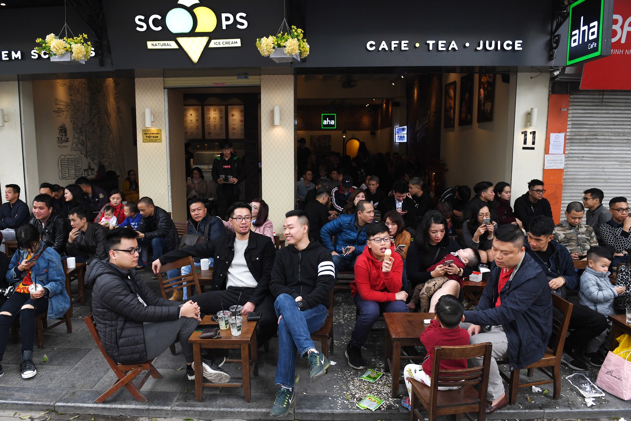 Ha Noi chieu 30 Tet anh 16