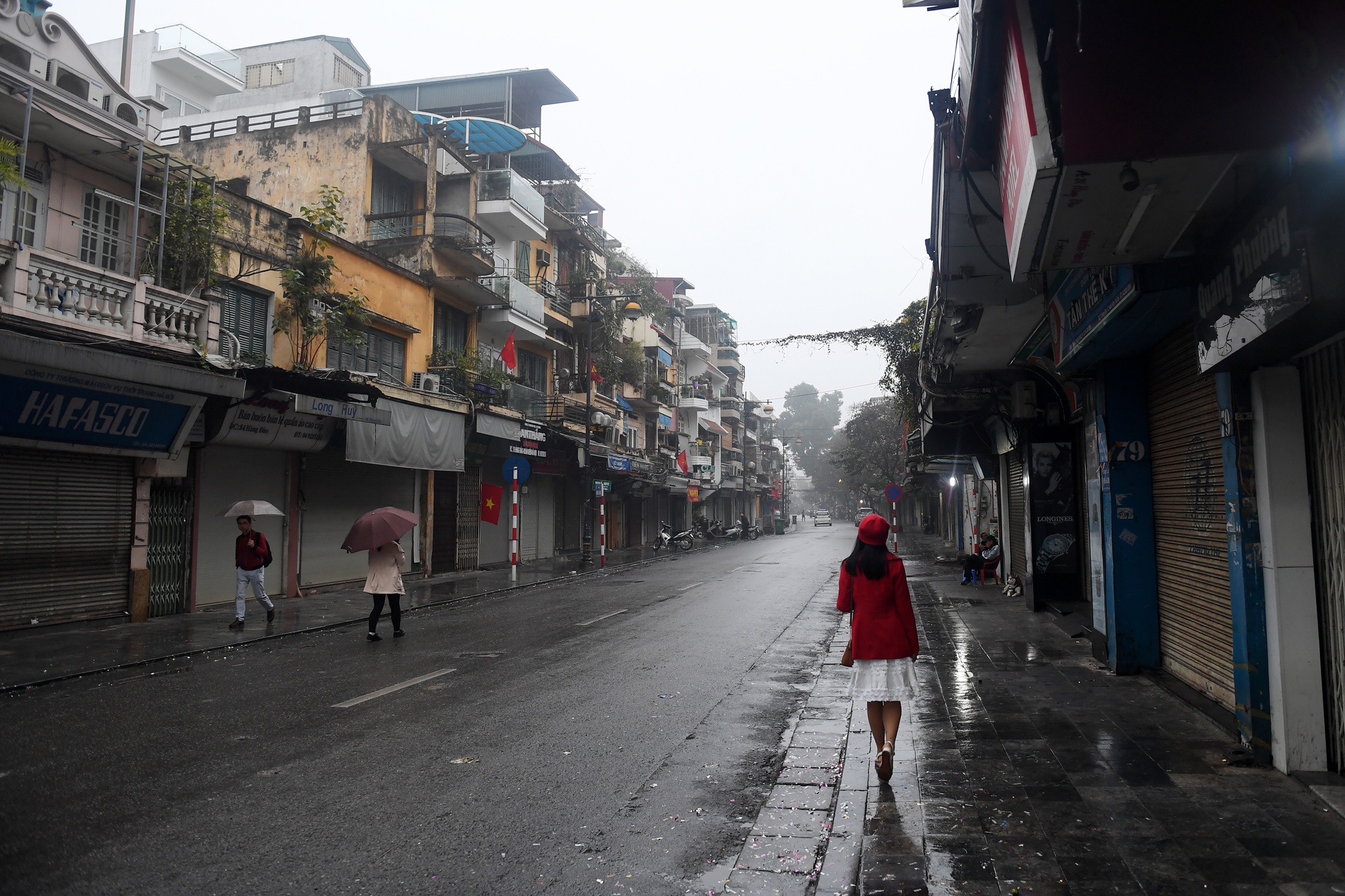 khong khi sang mung 1 tet anh 9